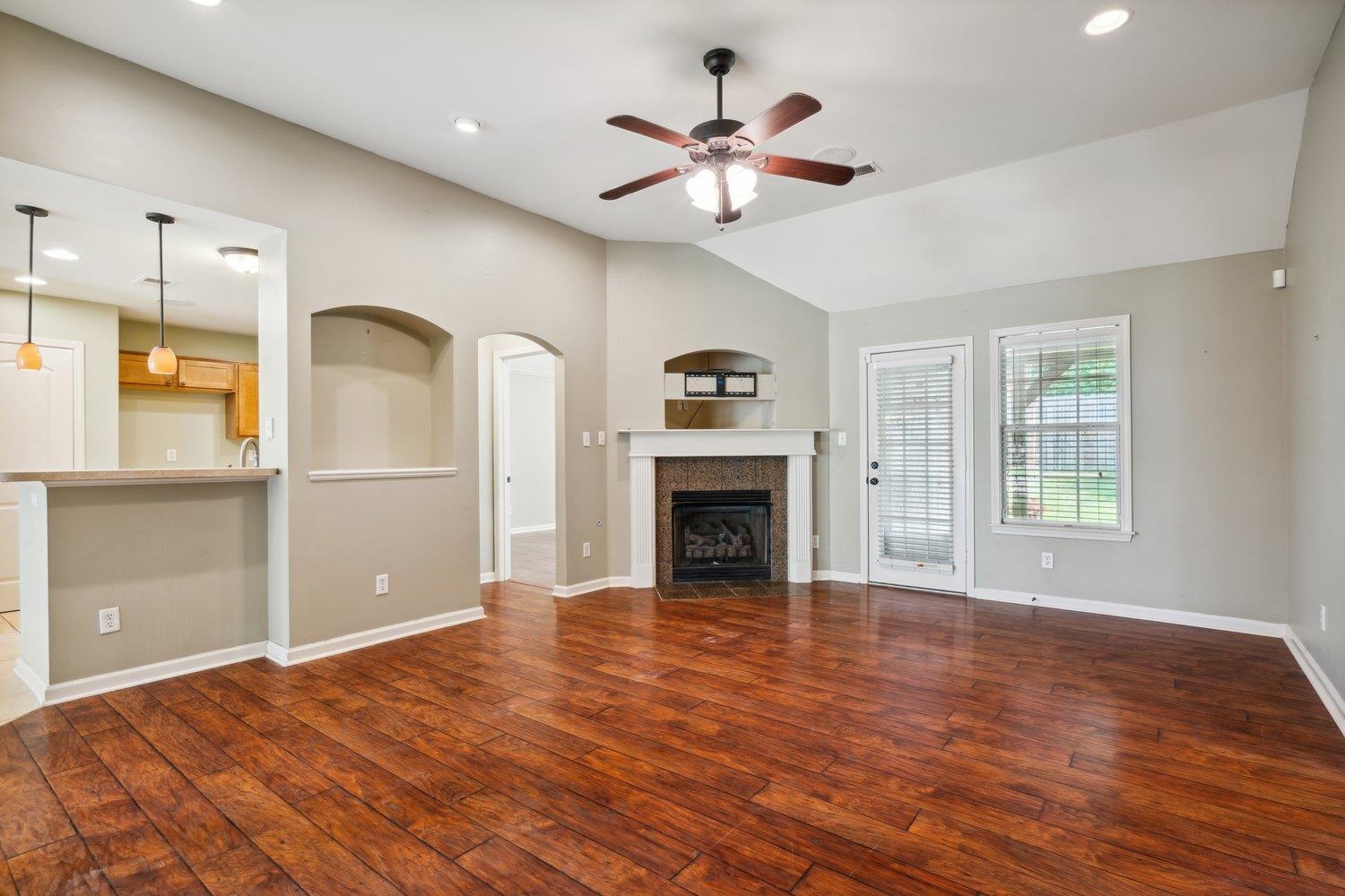 9736 TUCKER CREEK CV