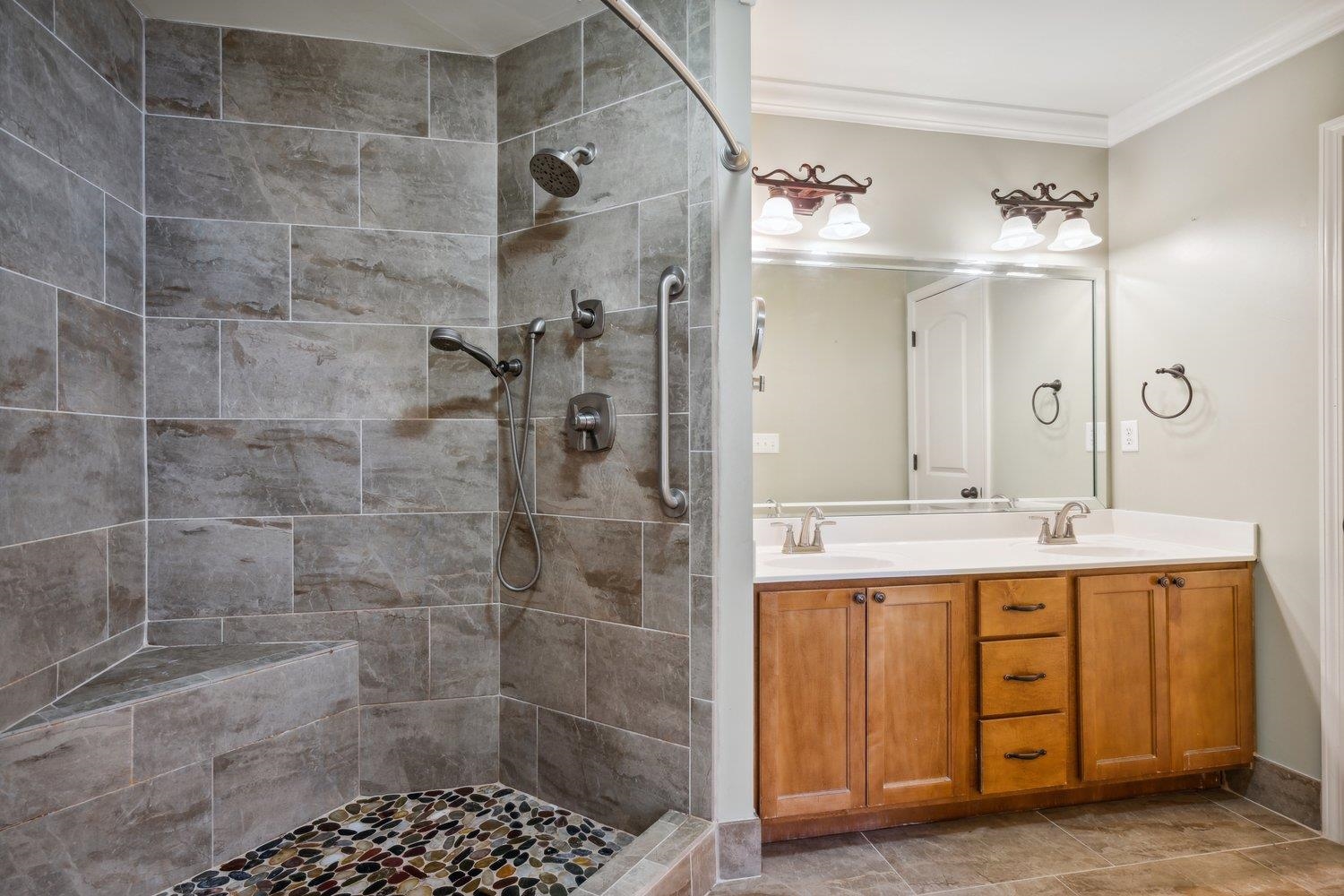 9736 TUCKER CREEK CV
