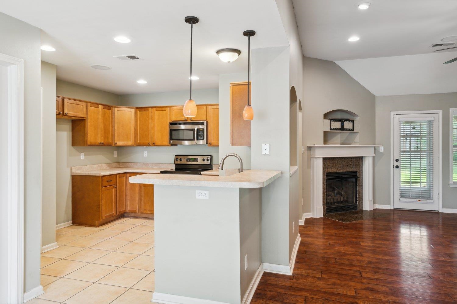 9736 TUCKER CREEK CV