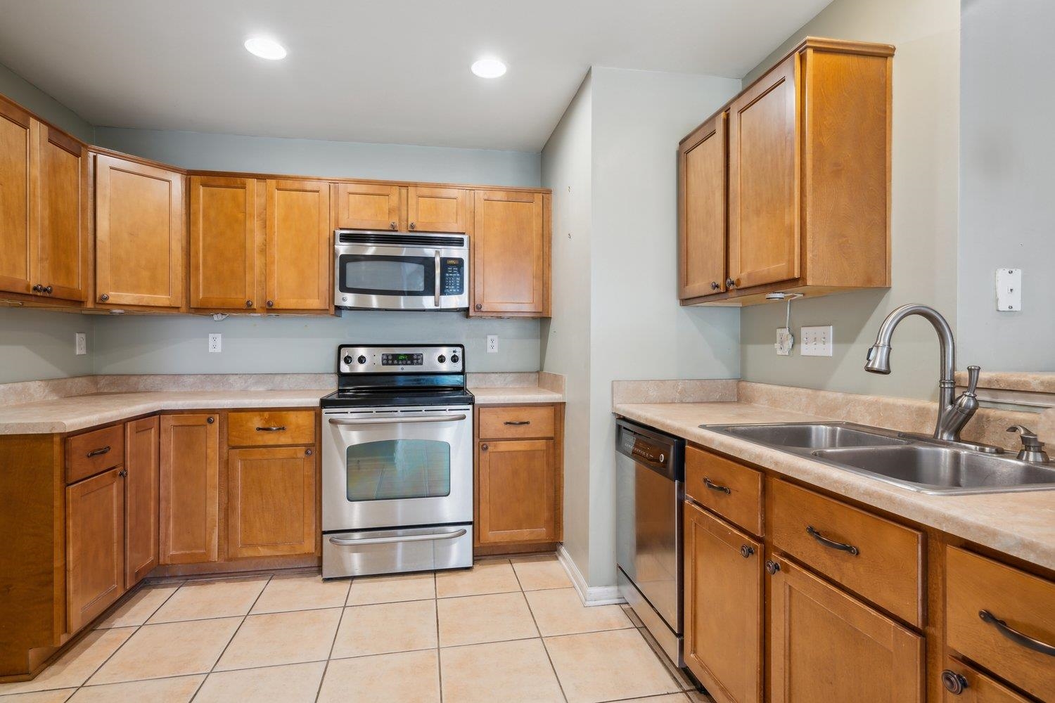 9736 TUCKER CREEK CV