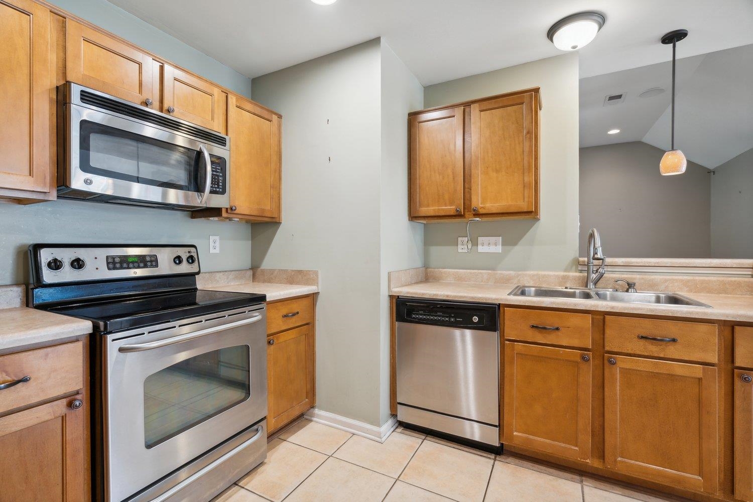 9736 TUCKER CREEK CV