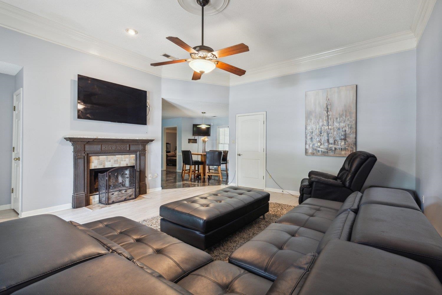 8754 WOOD MILLS CV W