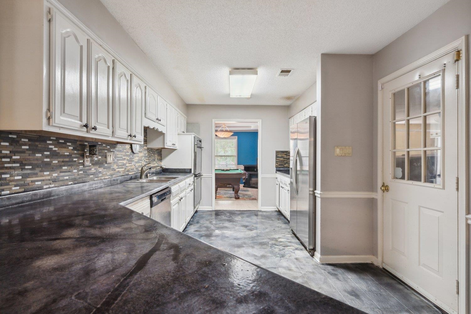 8754 WOOD MILLS CV W
