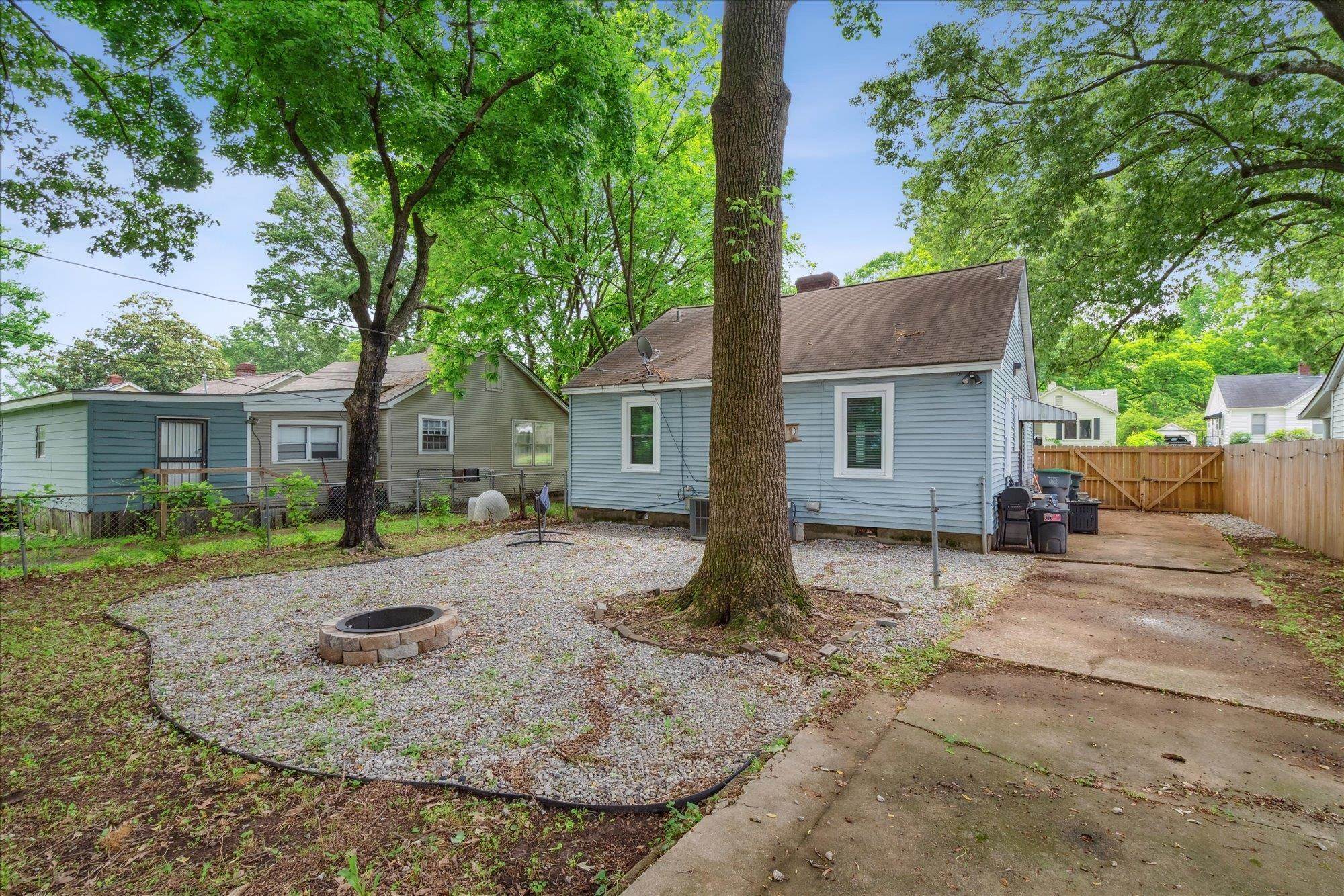 3382 CARRINGTON RD