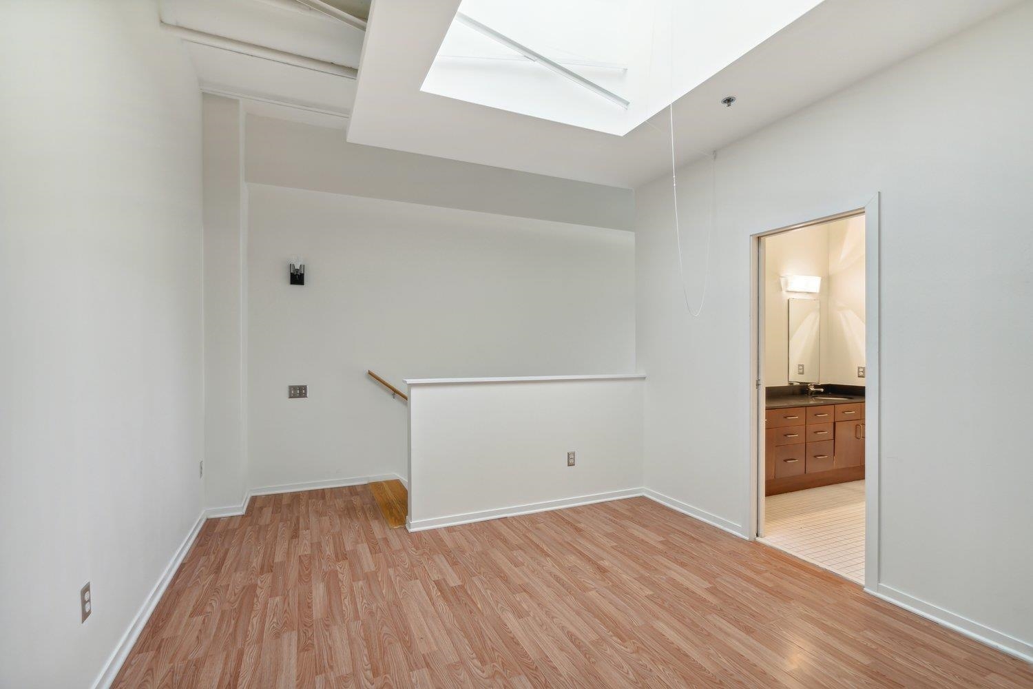 415 S FRONT ST Unit: 103
