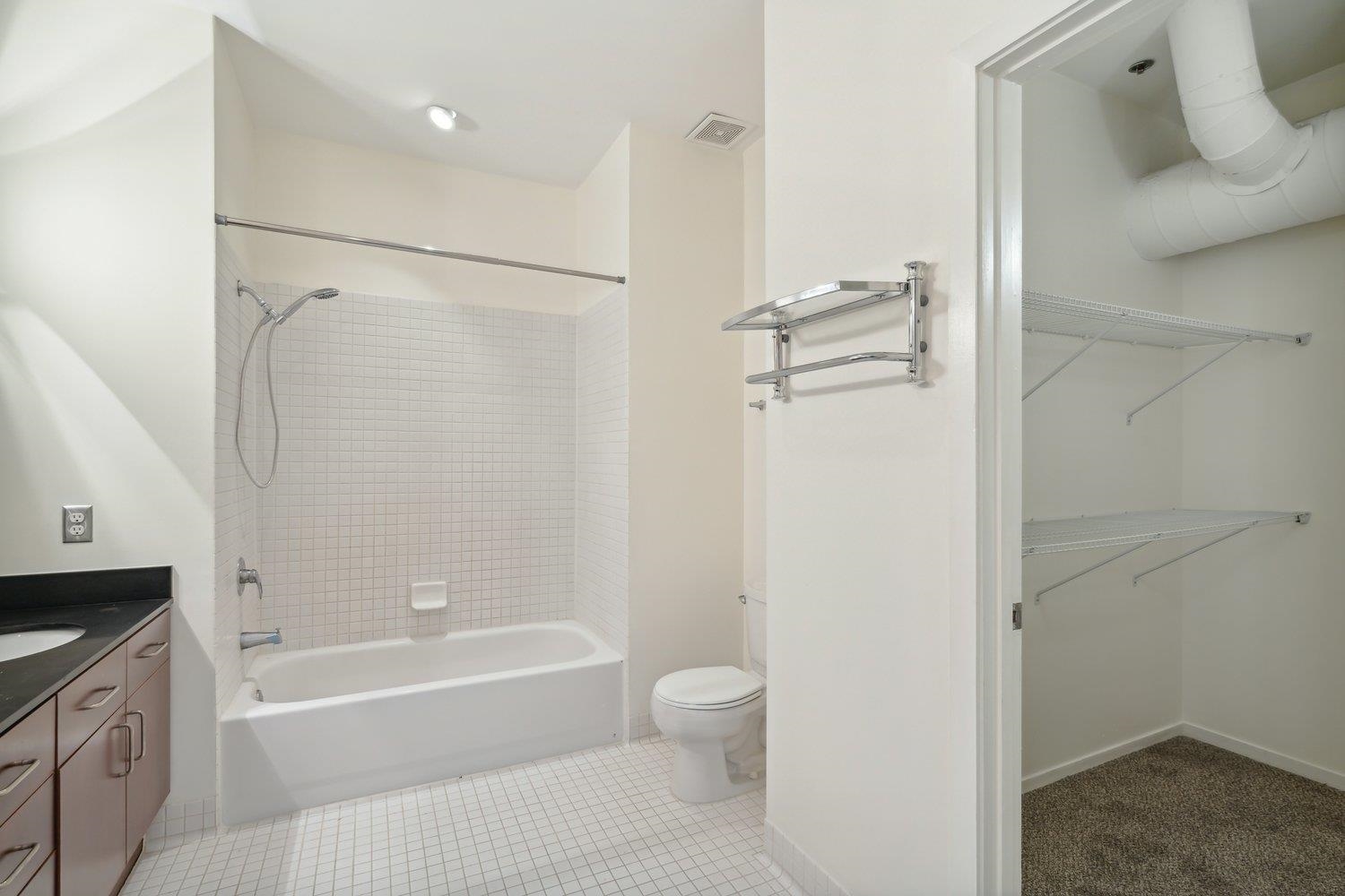 415 S FRONT ST Unit: 103
