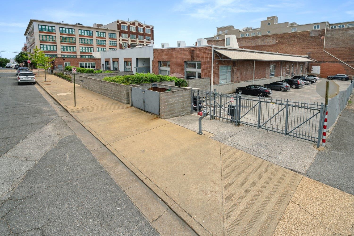 415 S FRONT ST Unit: 103