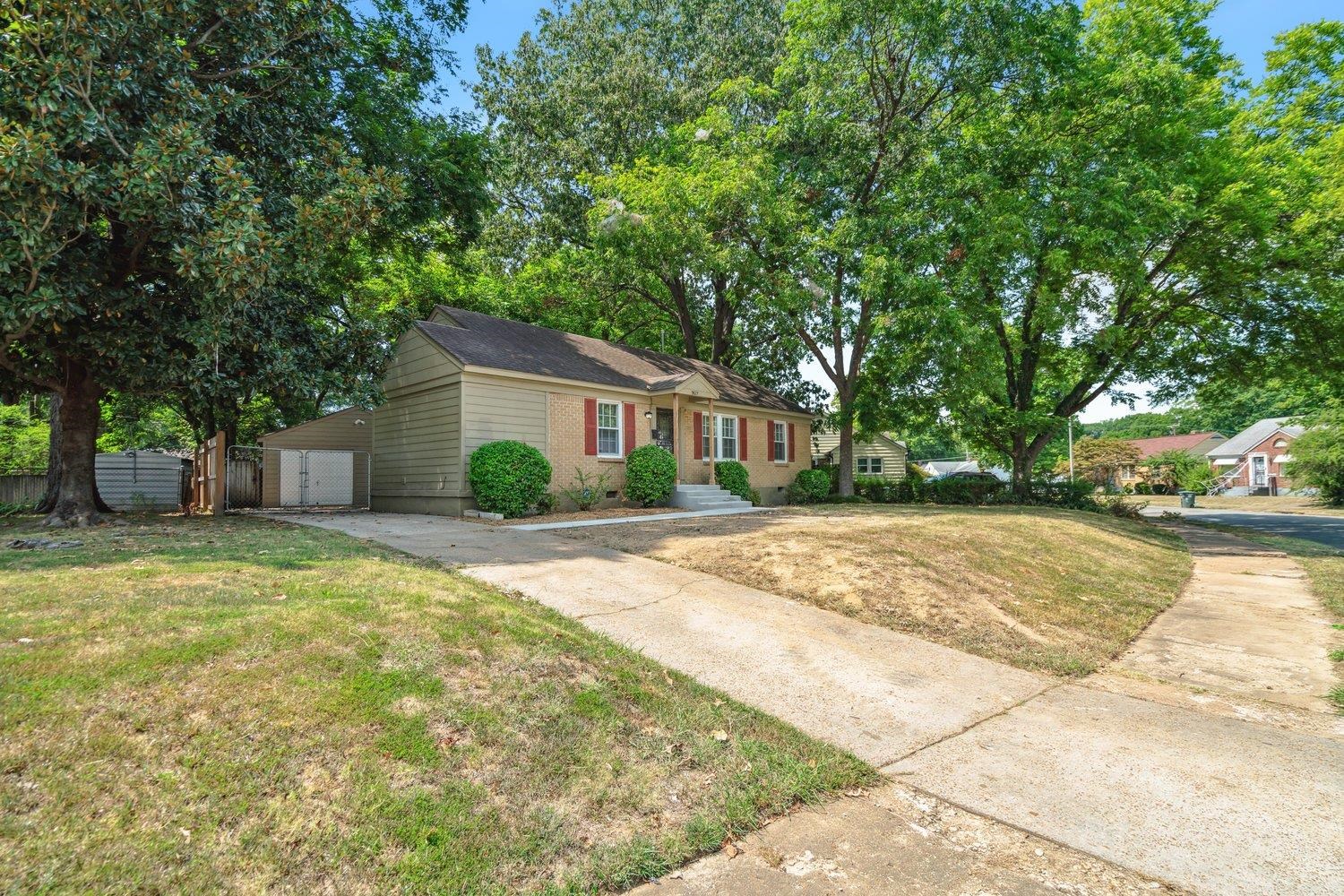 3827 VERNON AVE