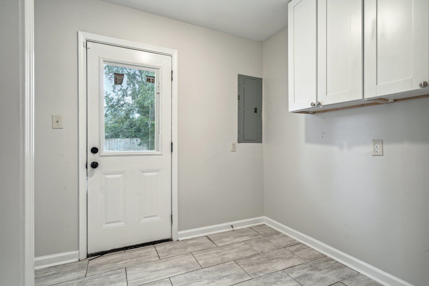 365 PICKETT RD