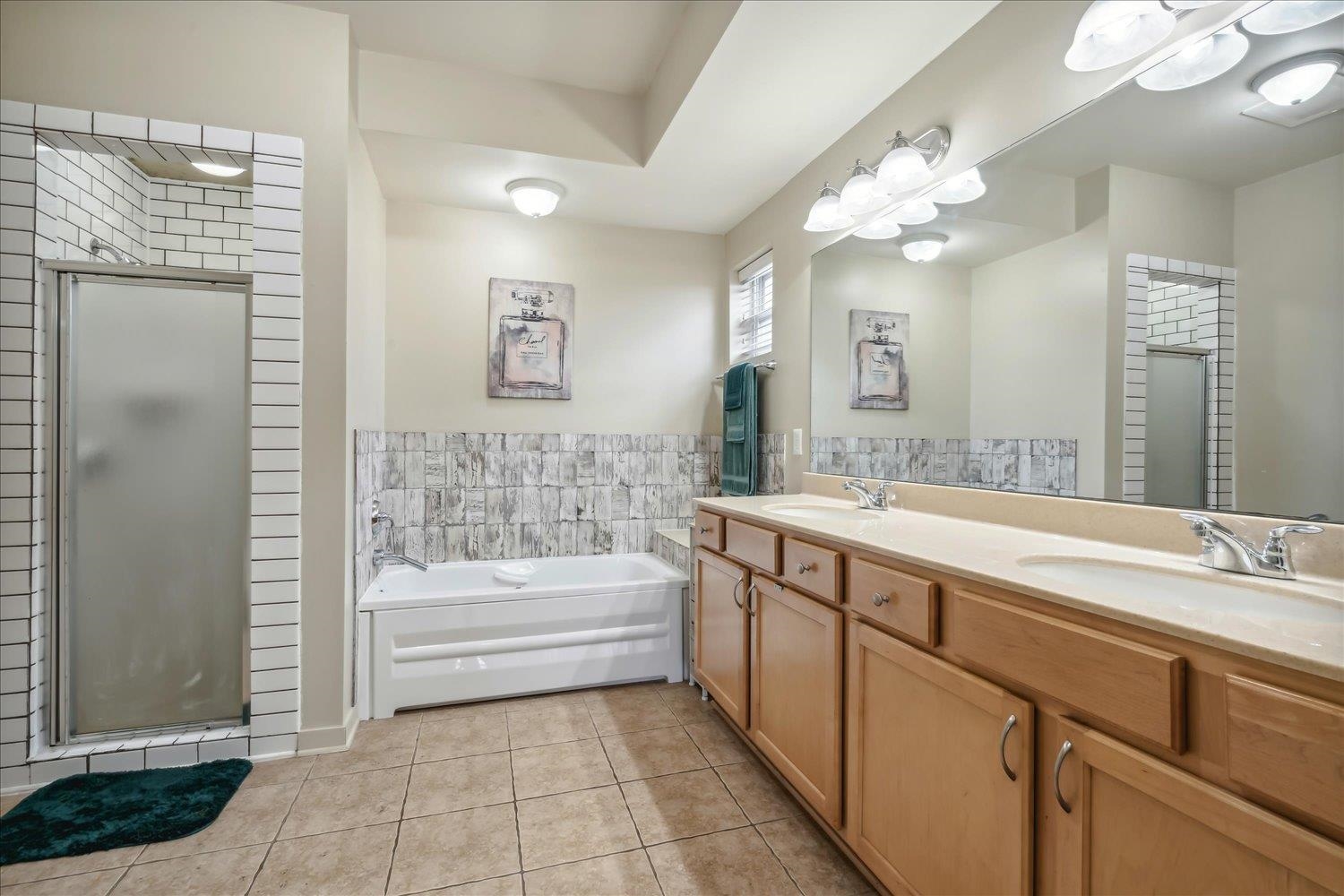 426 N FRONT ST N Unit: 302