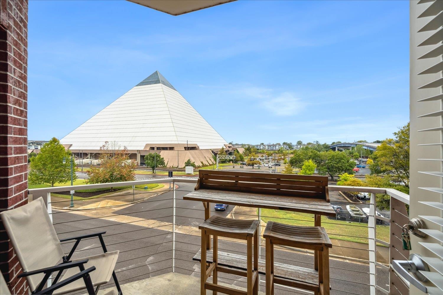 426 N FRONT ST N Unit: 302