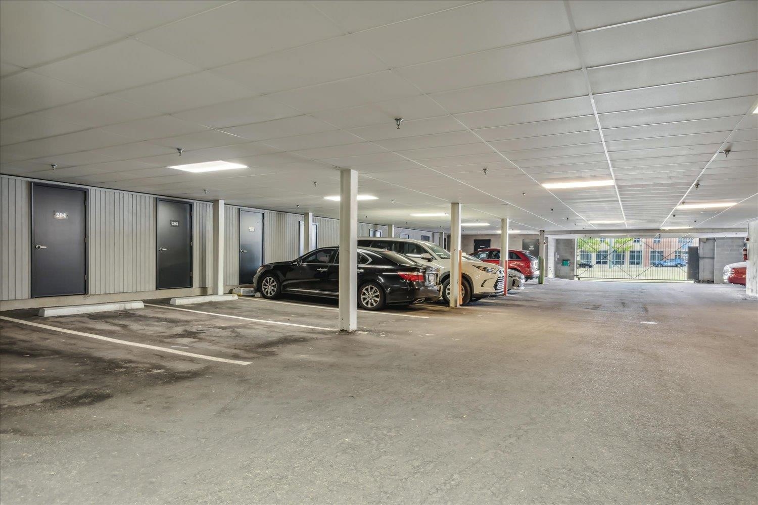 426 N FRONT ST N Unit: 302