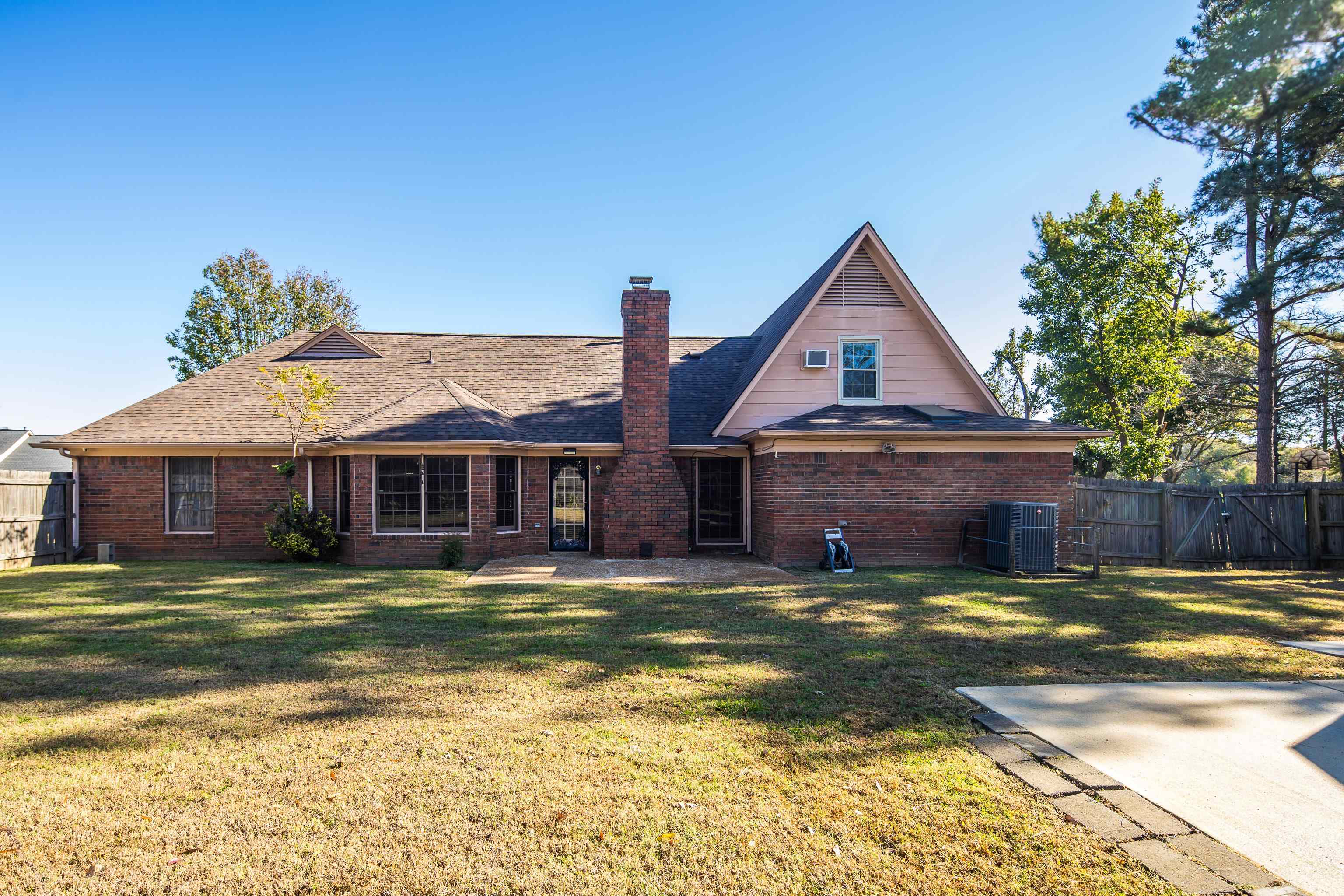 6857 RICHARD WILSON DR