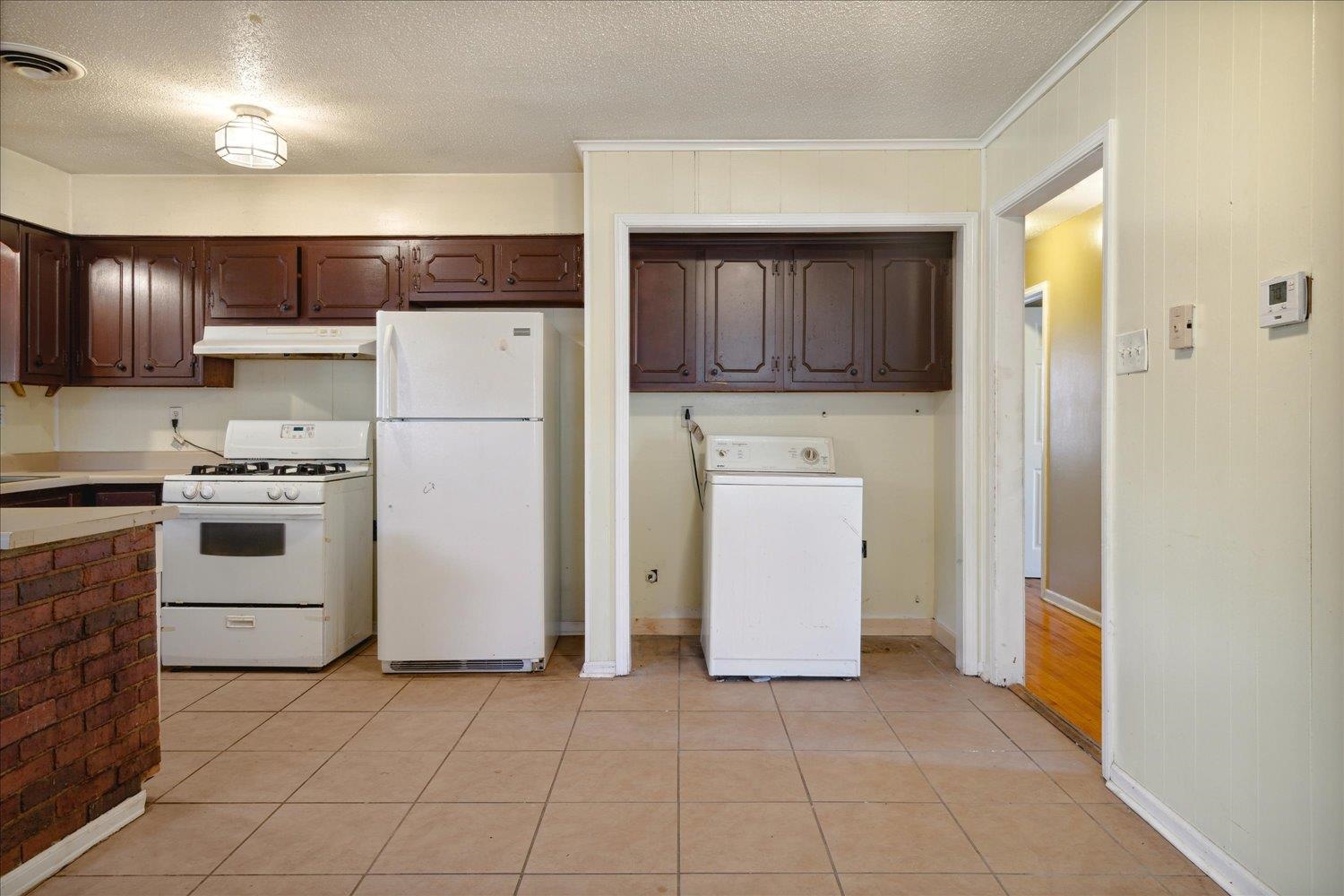307 BURWOOD DR