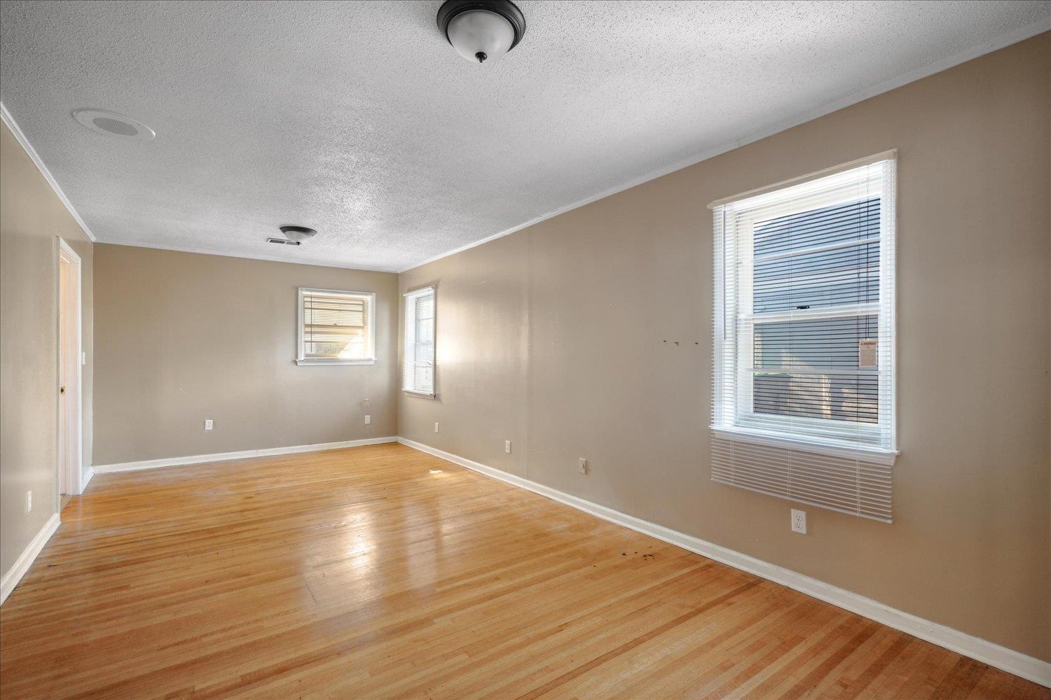 307 BURWOOD DR