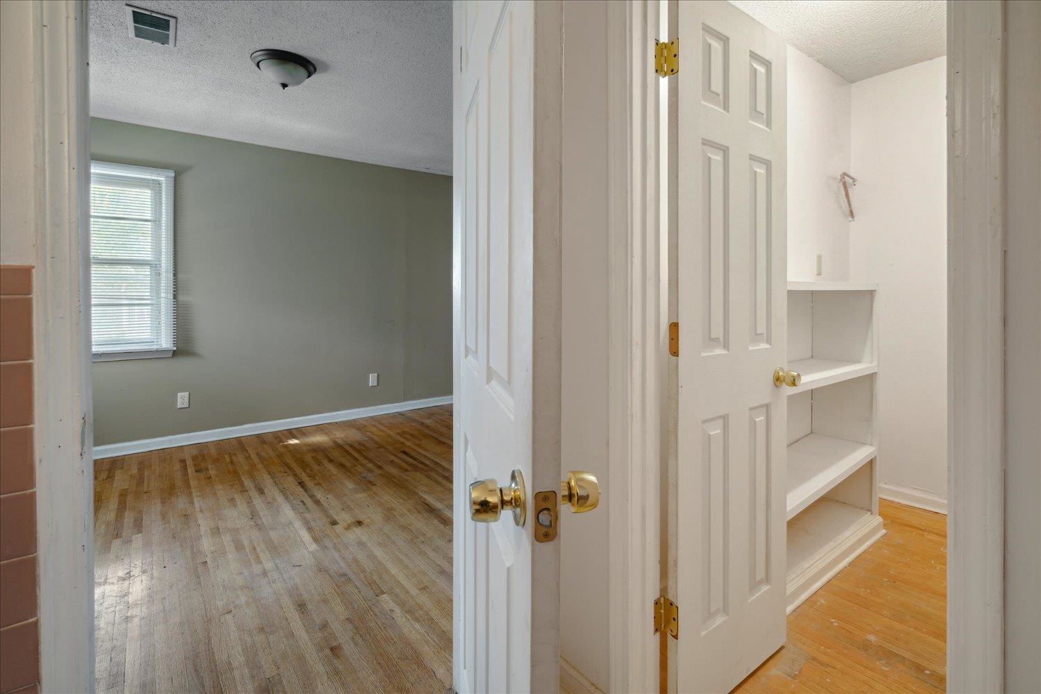 307 BURWOOD DR