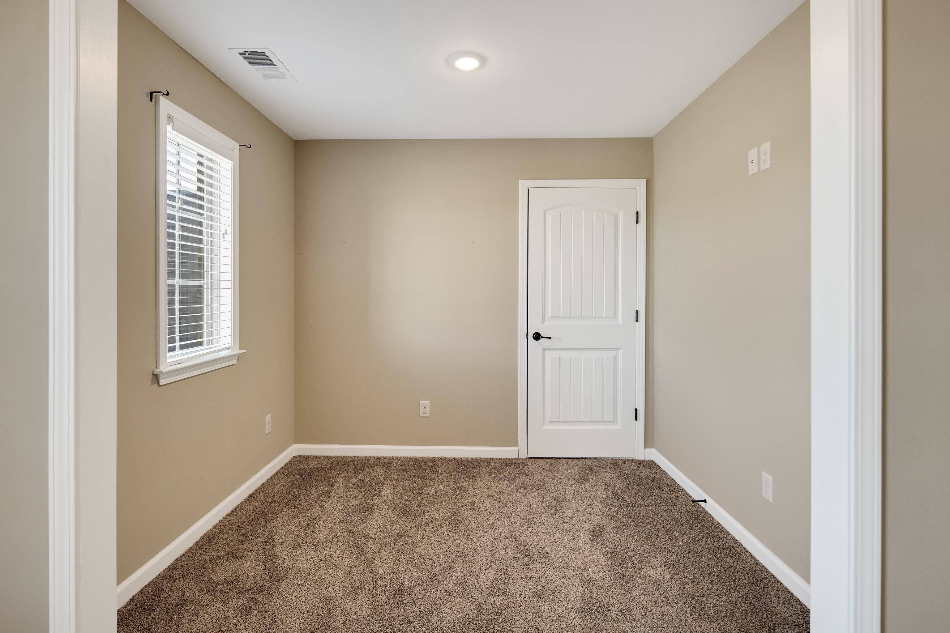 6307 LONGMIRE LOOP W