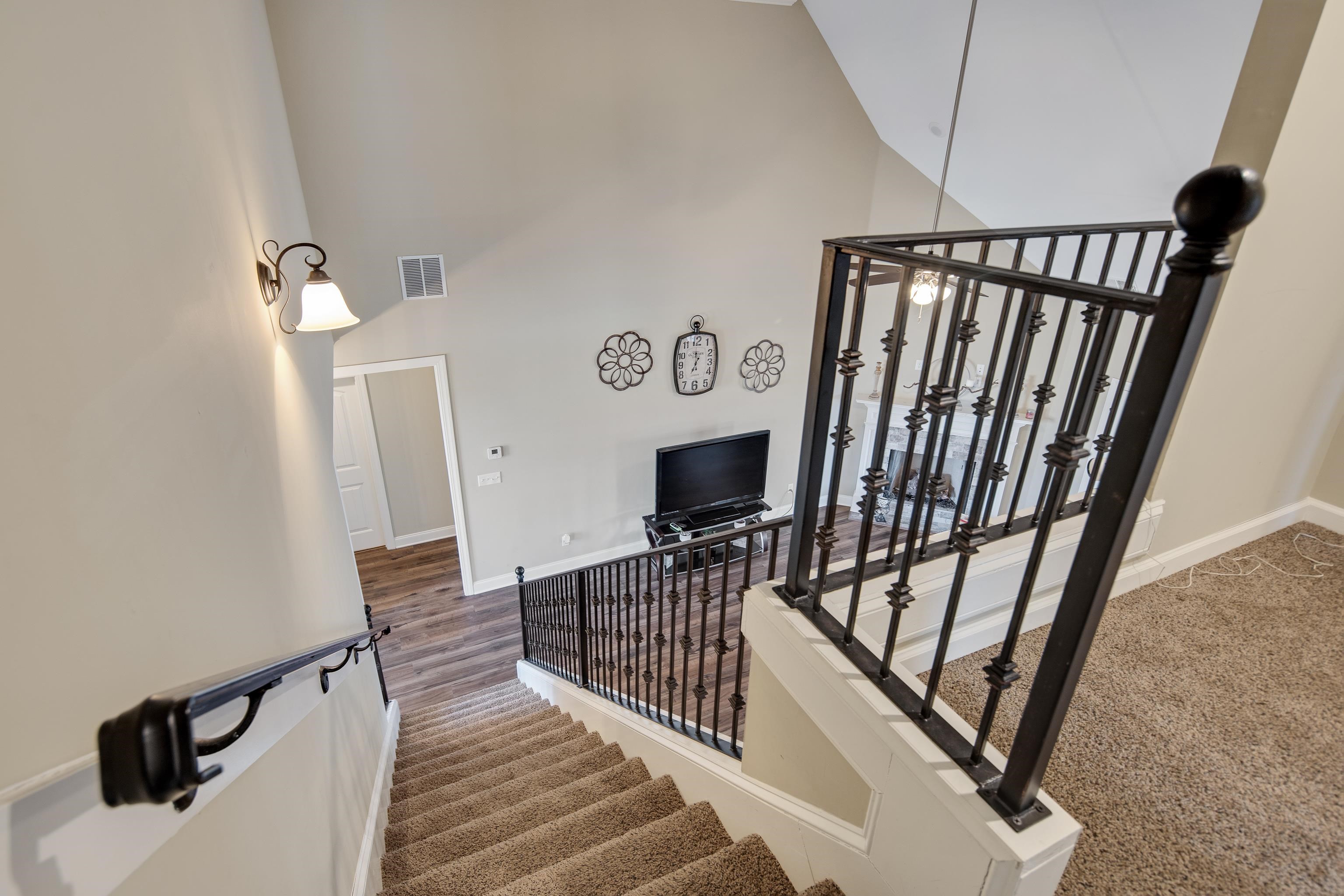 6307 LONGMIRE LOOP W