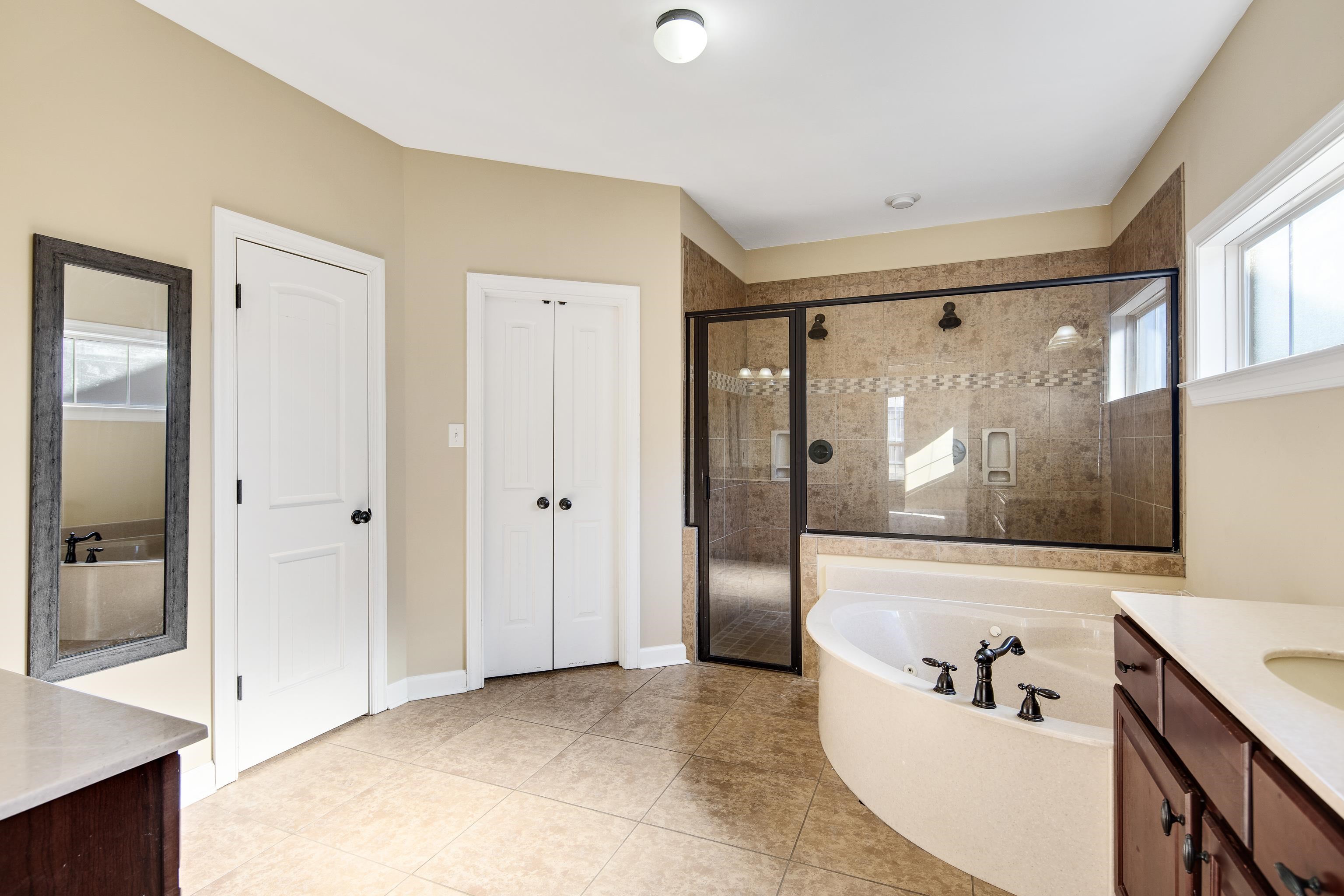 210 CROSS CREEK DR