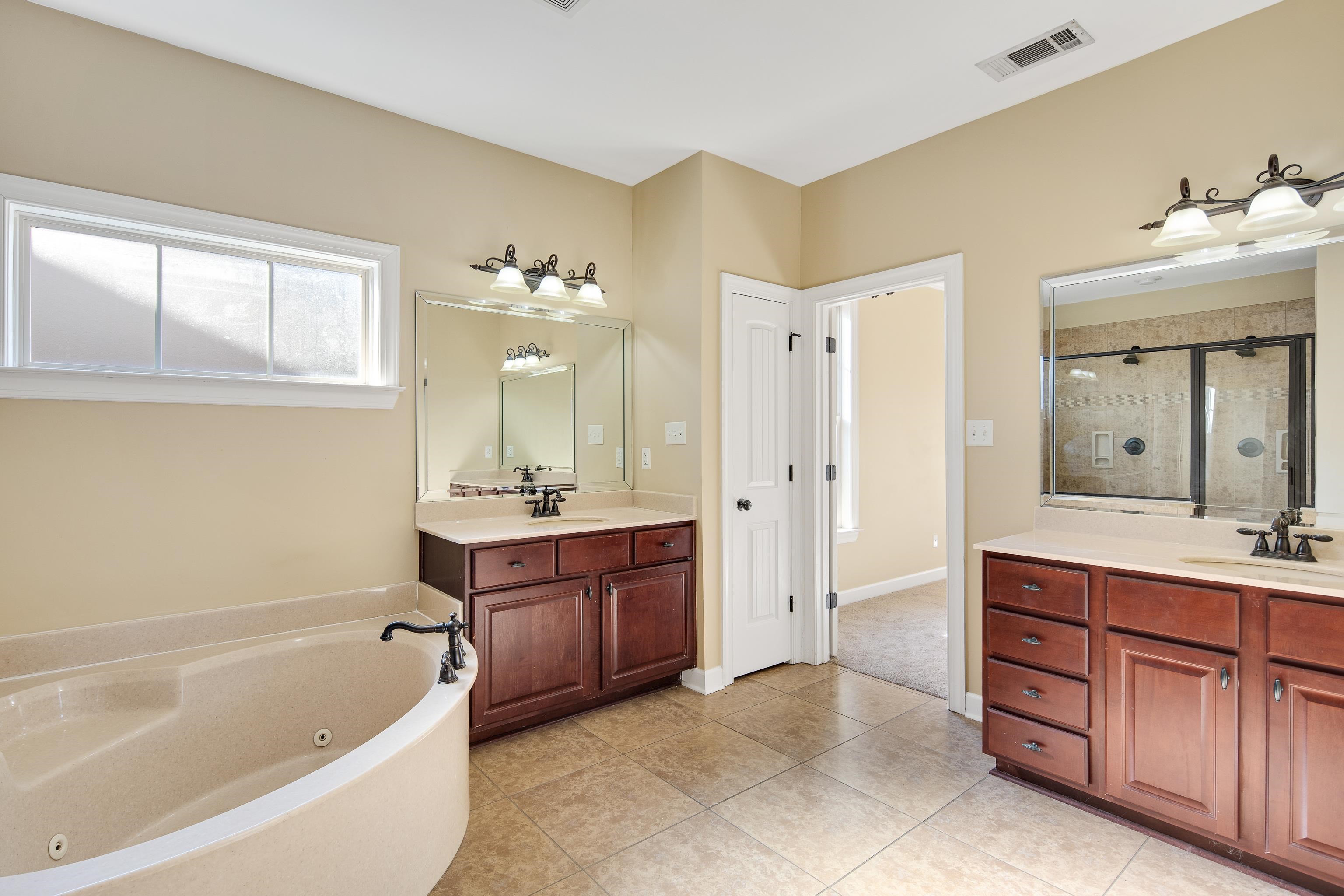 210 CROSS CREEK DR