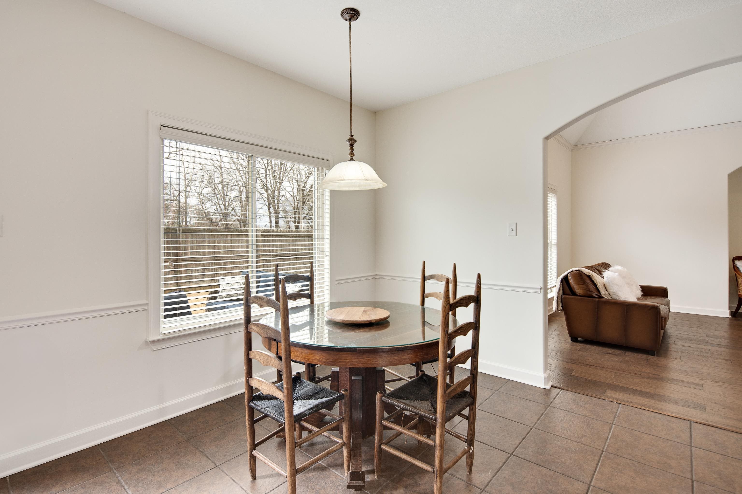 5363 CONIFER VIEW LN
