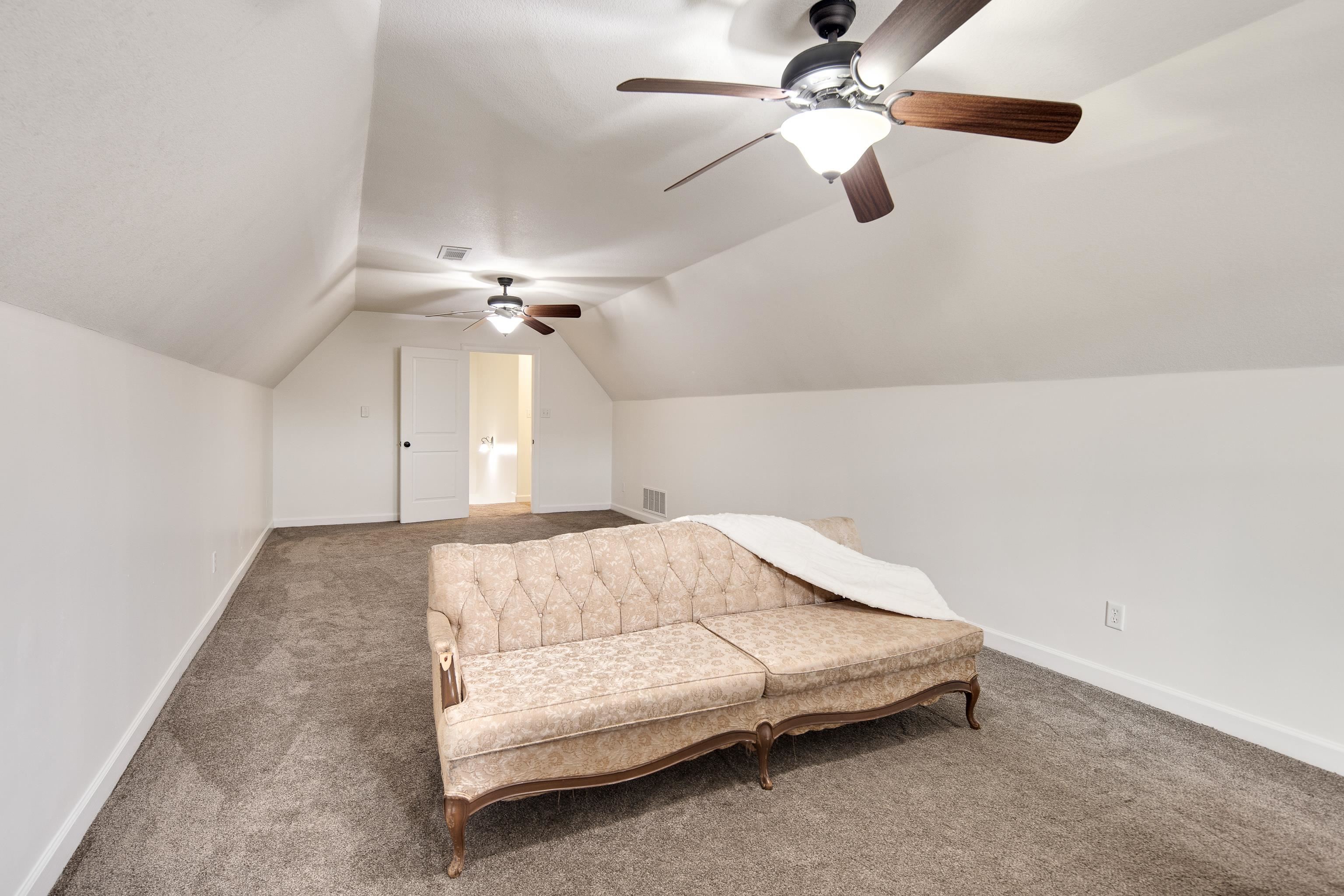 5363 CONIFER VIEW LN
