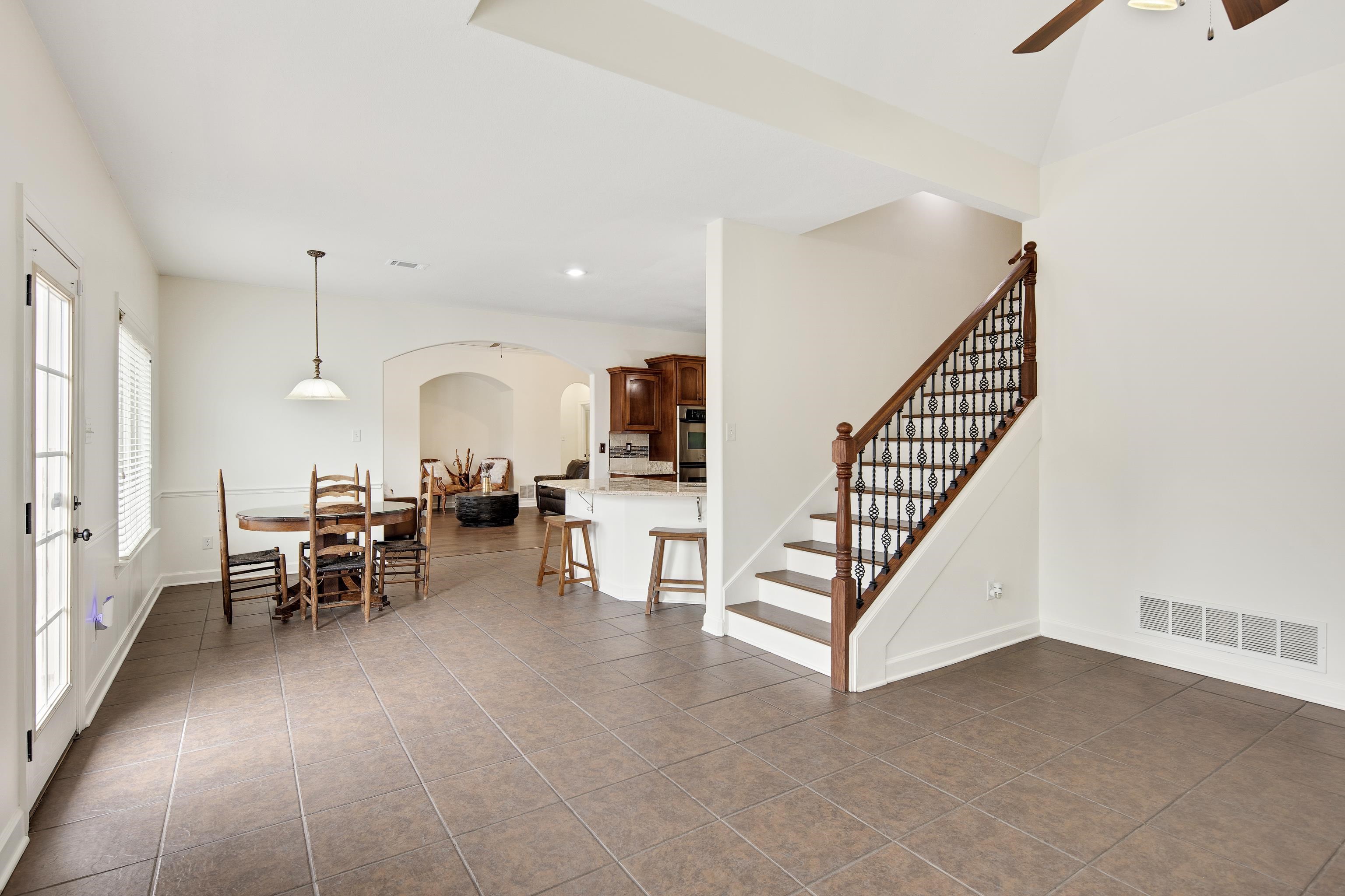 5363 CONIFER VIEW LN