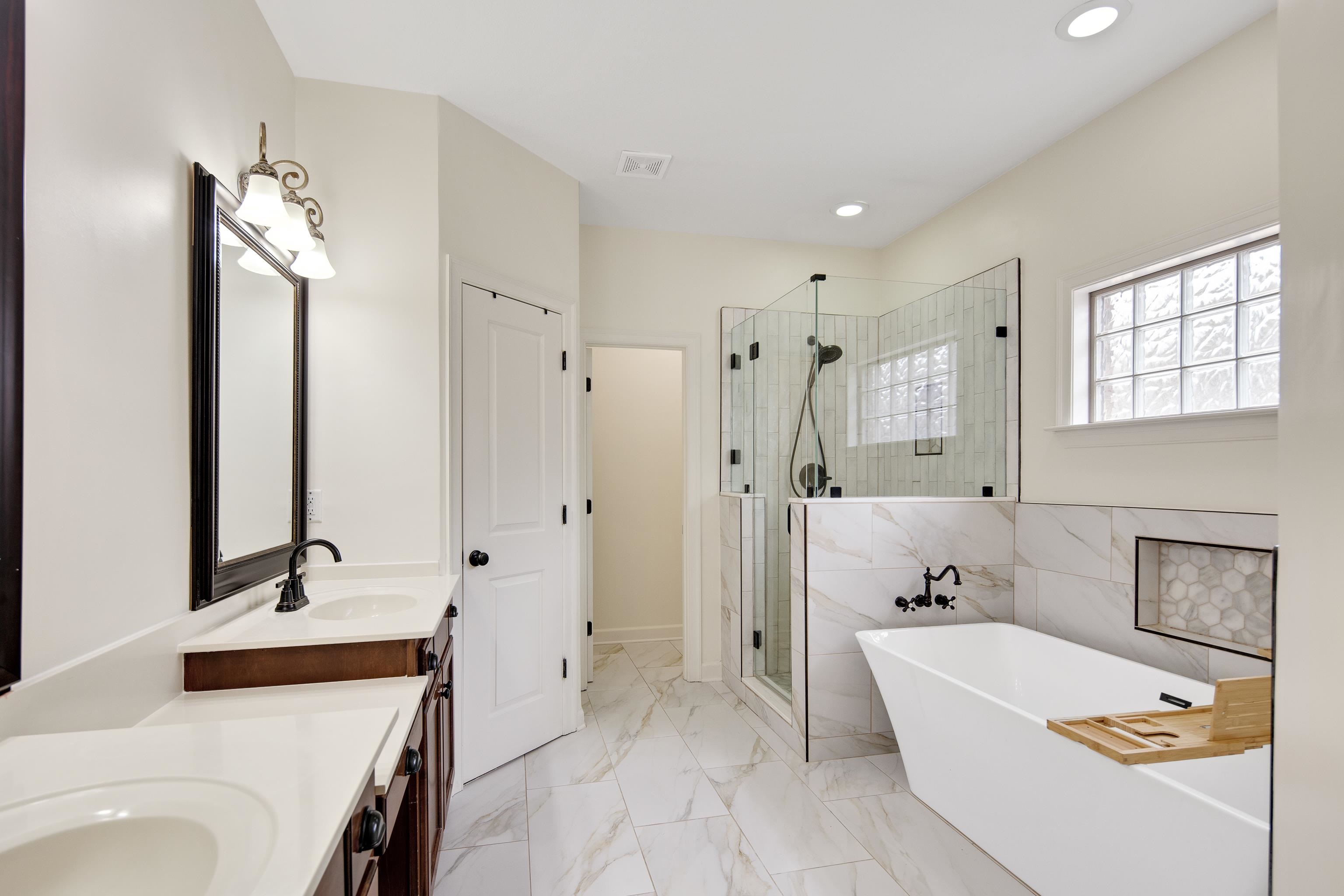 5363 CONIFER VIEW LN