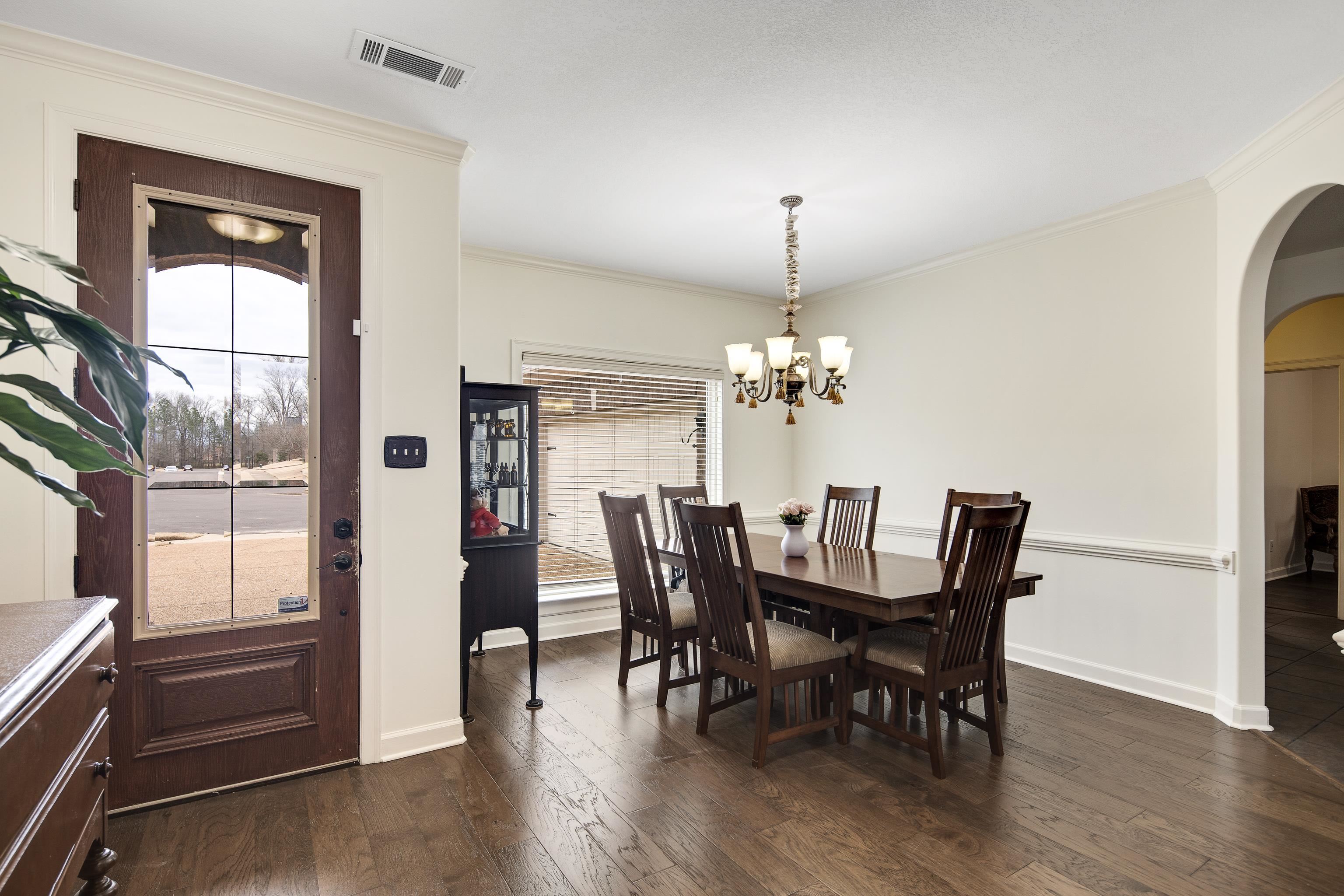 5363 CONIFER VIEW LN
