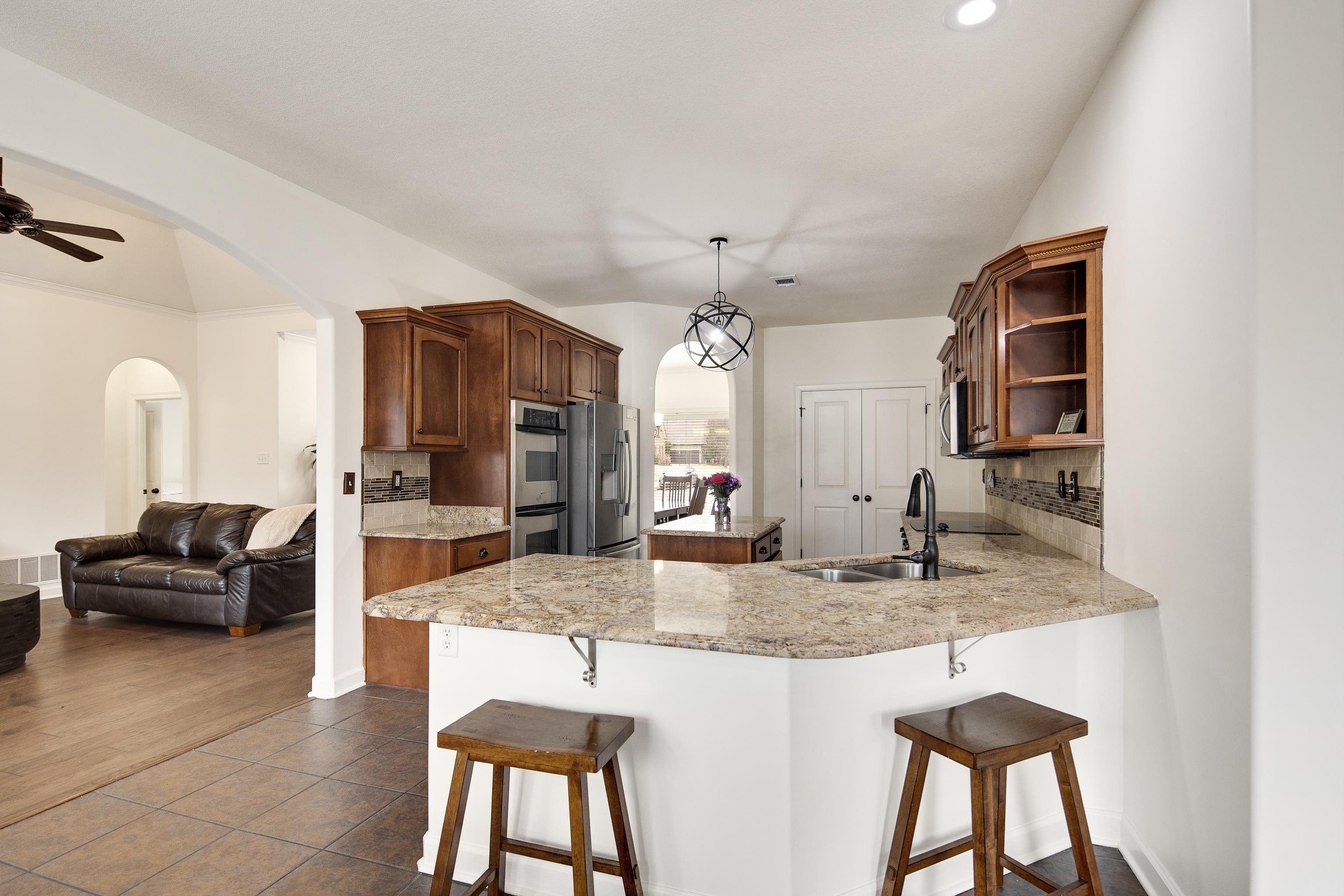 5363 CONIFER VIEW LN
