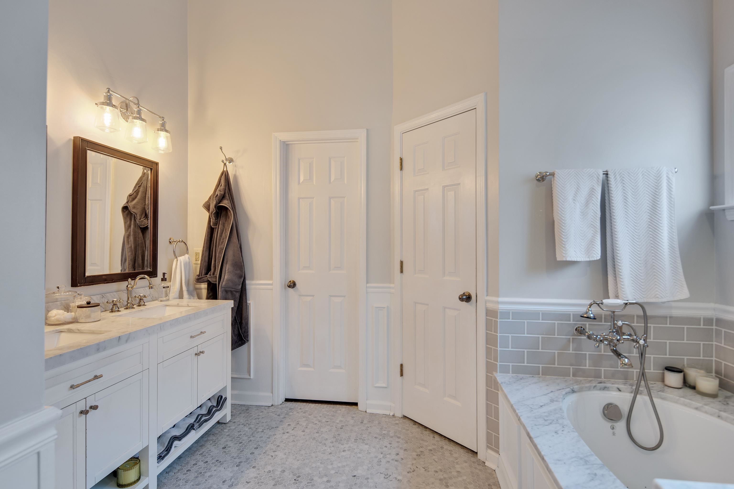 5144 MELISSA WOODS DR