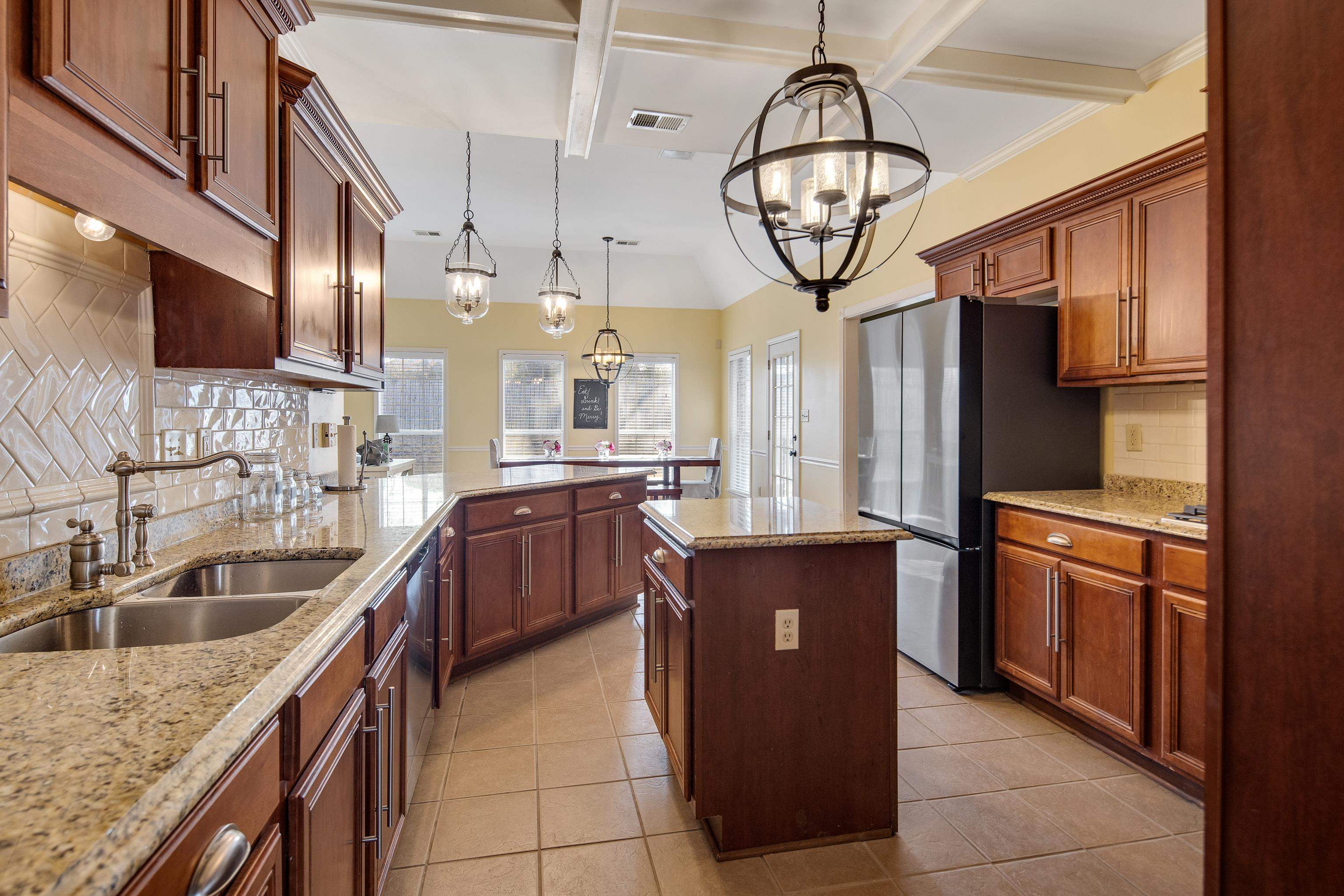 5144 MELISSA WOODS DR