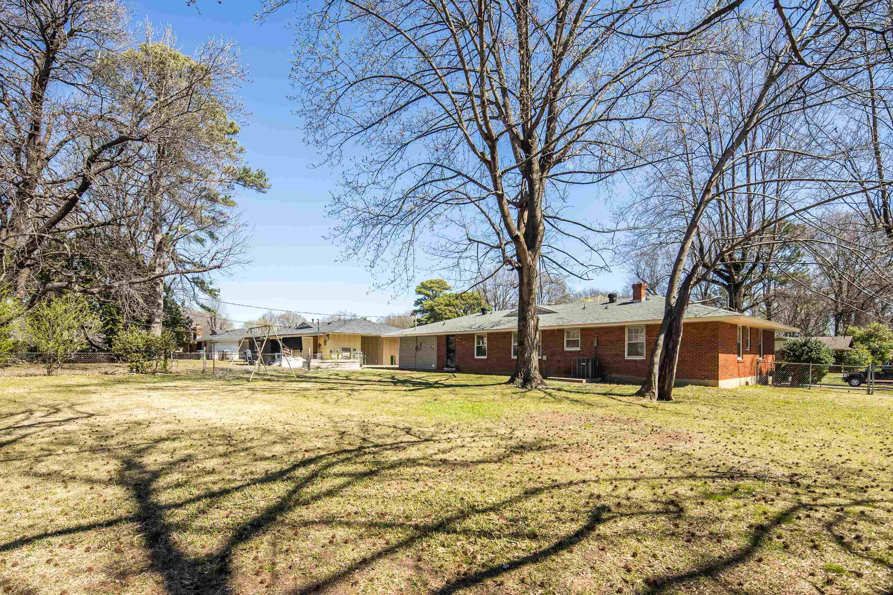 3847 MAULDEN DR