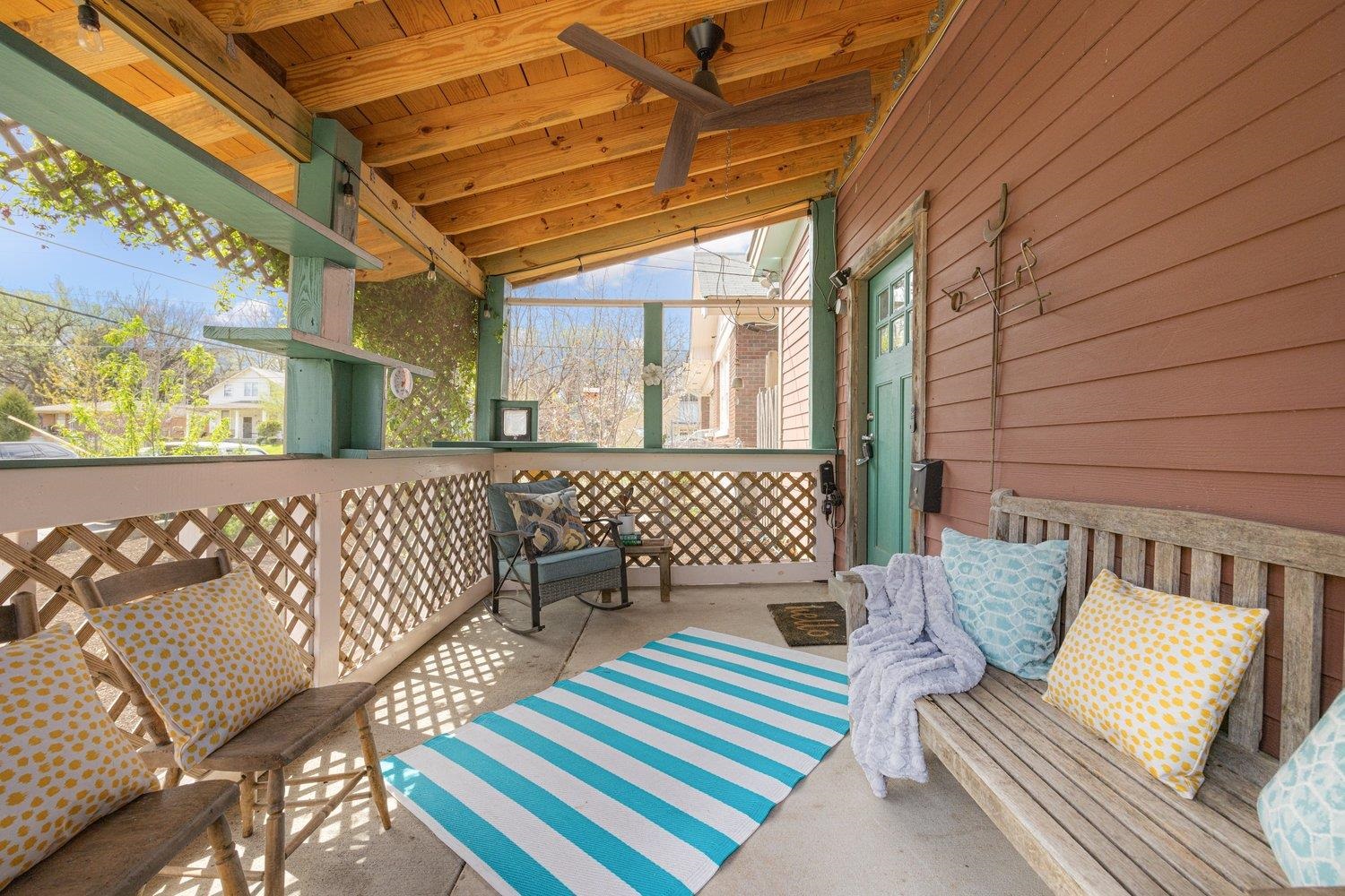 2534 OXFORD AVE