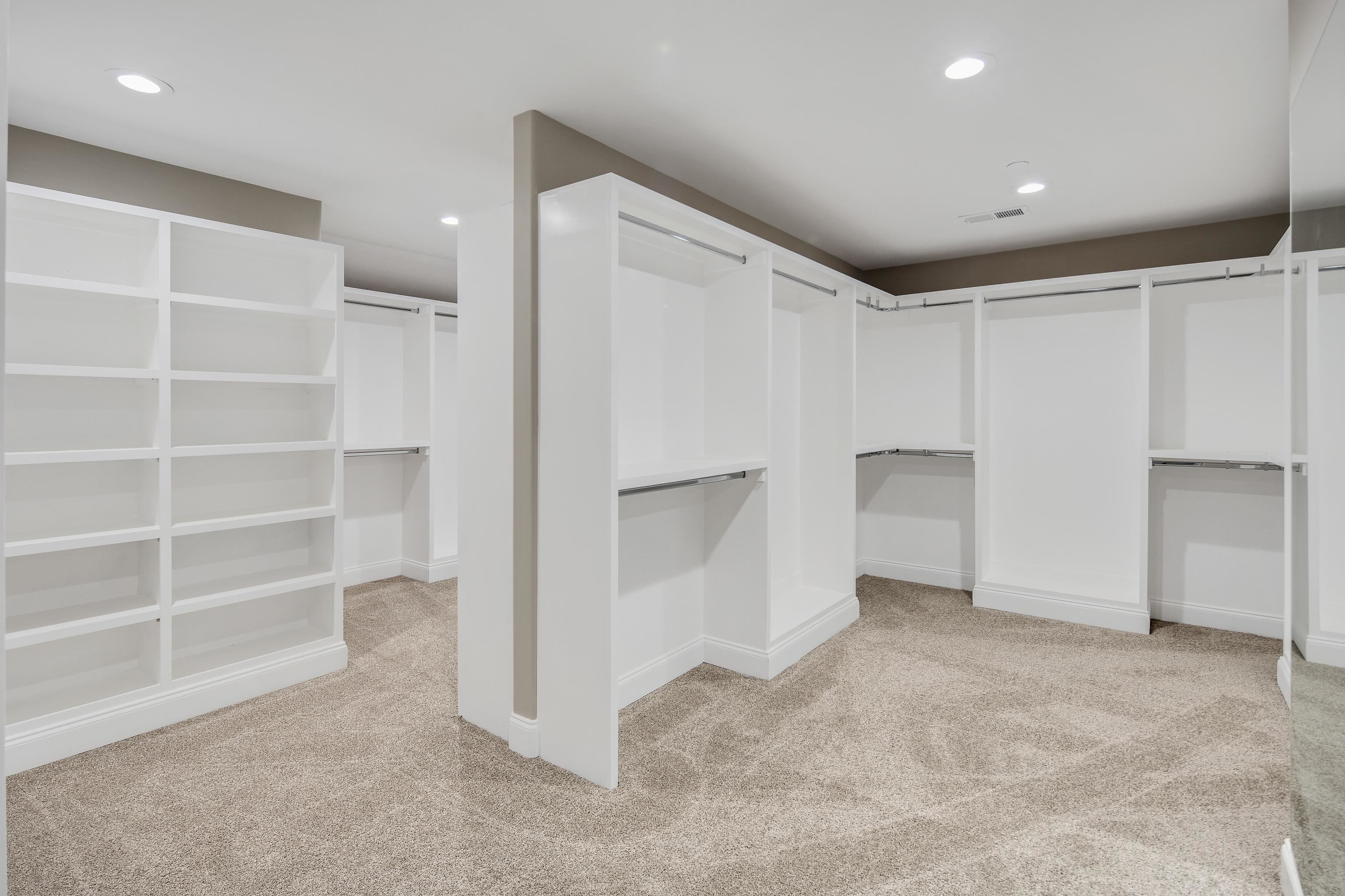 145 SOUTHWIND CV