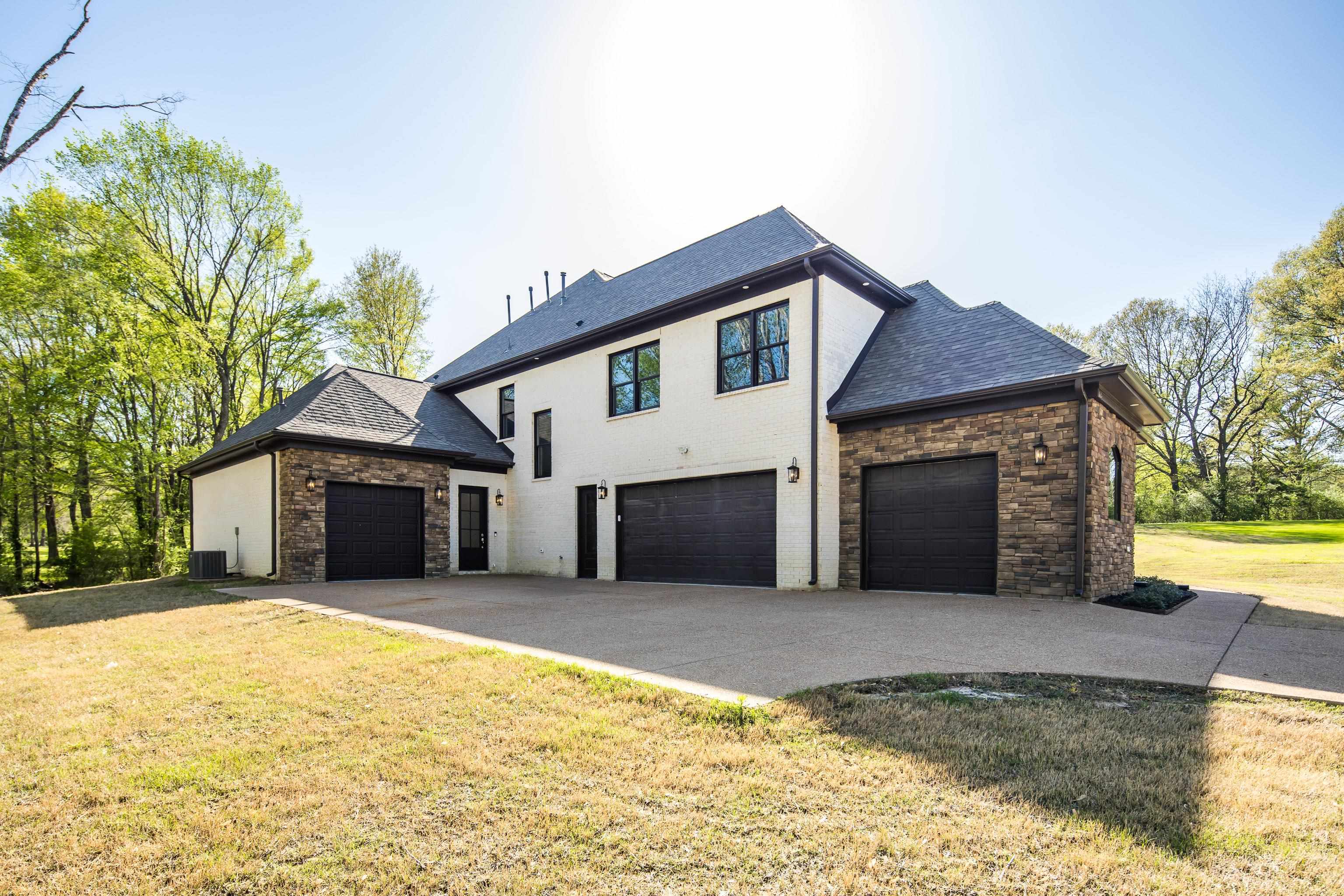 145 SOUTHWIND CV