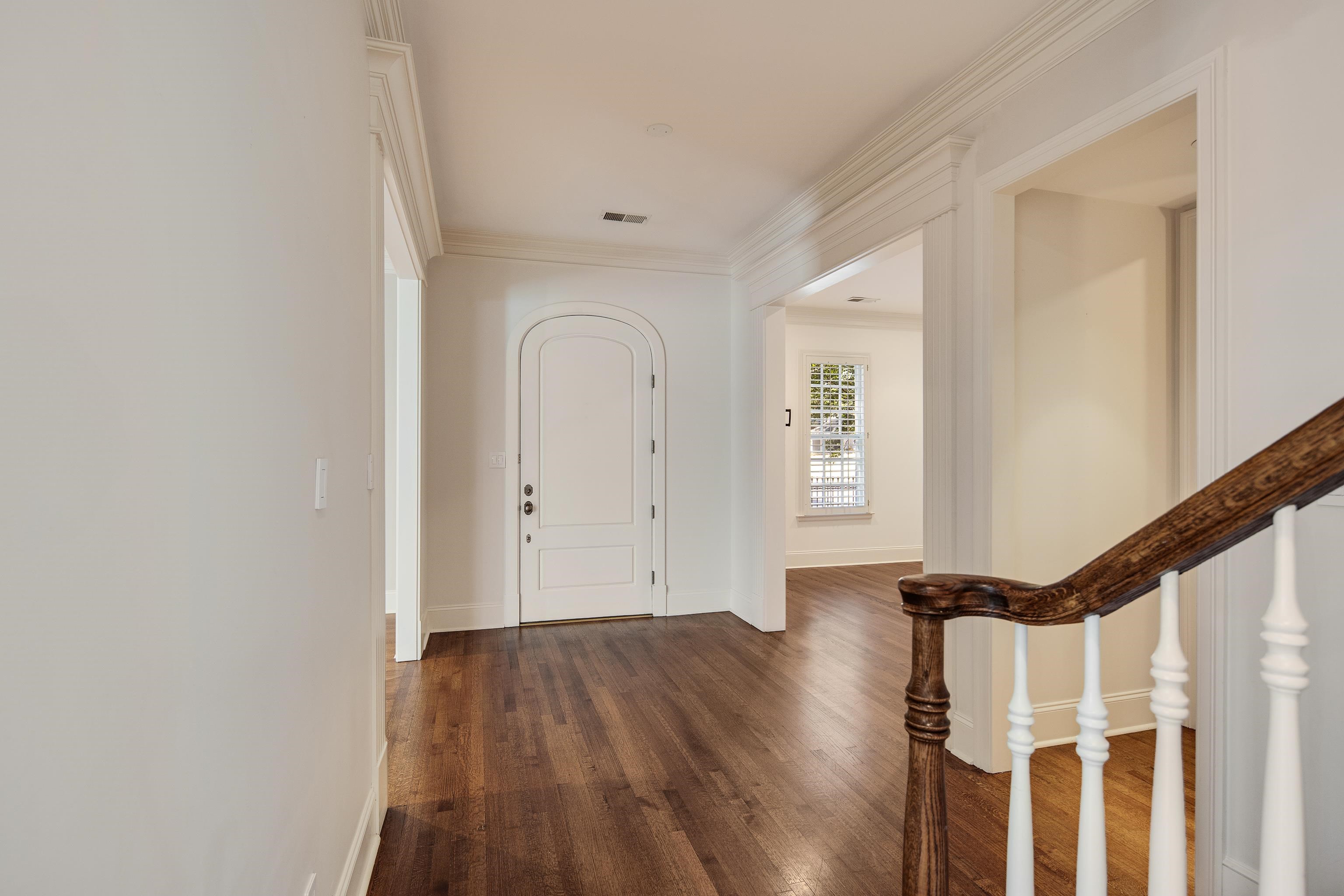 220 N WHITE STATION RD