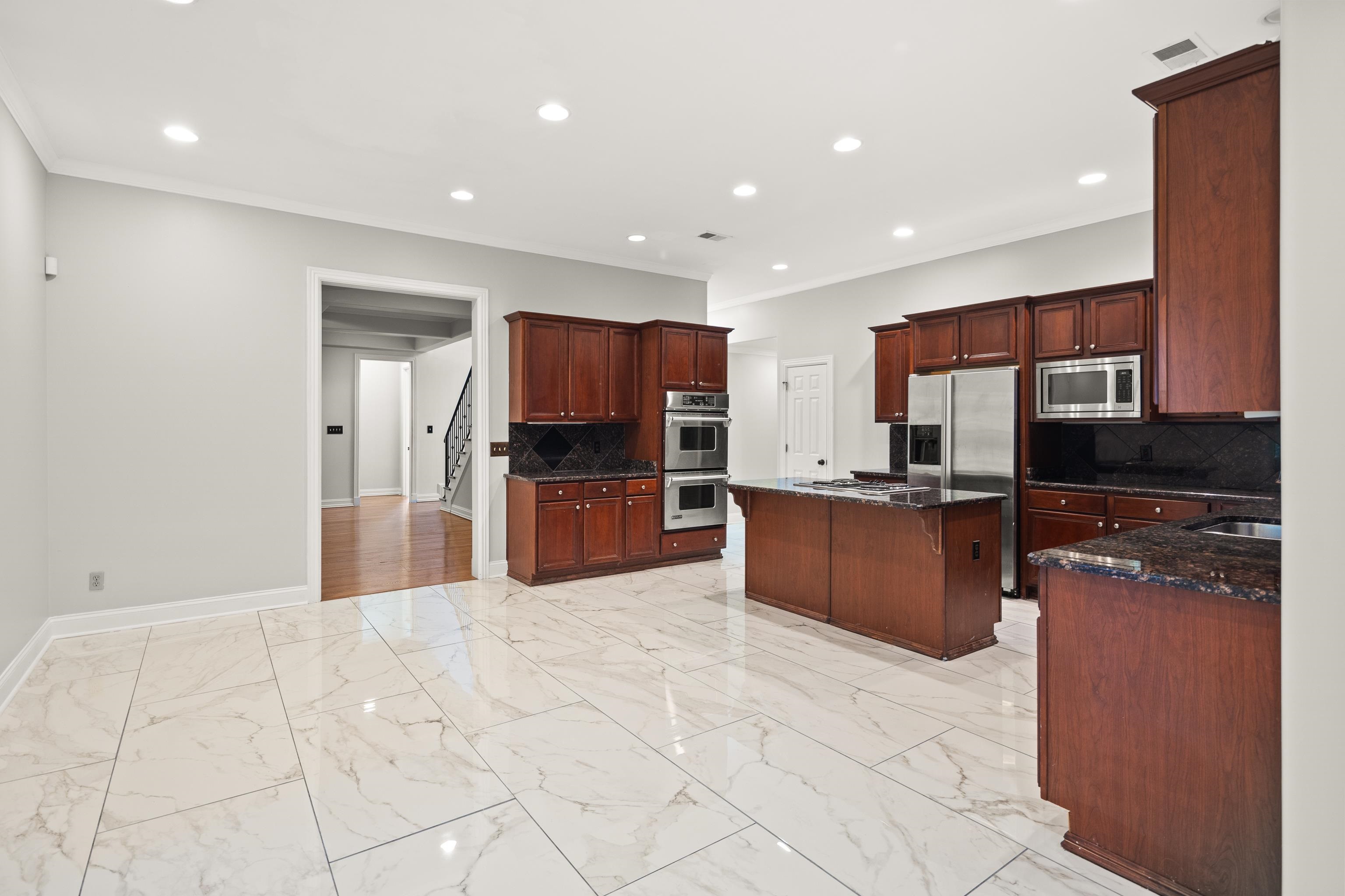 6551 ESPALIER CIR