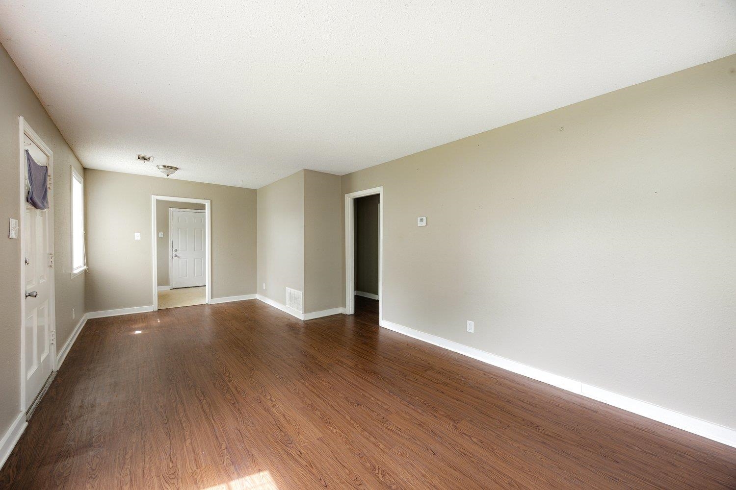 1033 WOODBURY RD