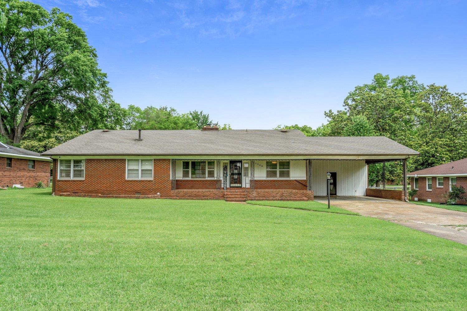 1288 MAYHILL DR