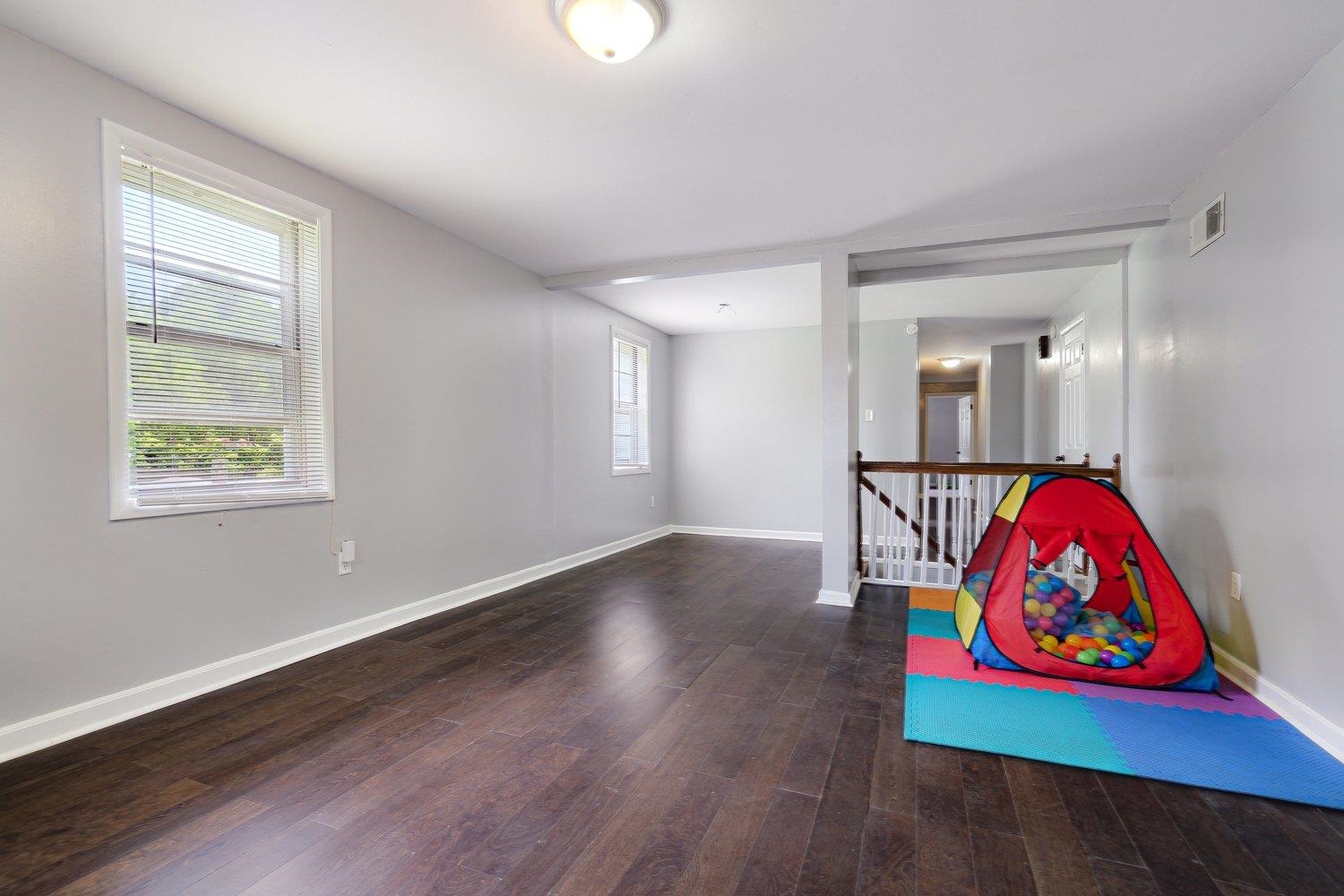 1288 MAYHILL DR