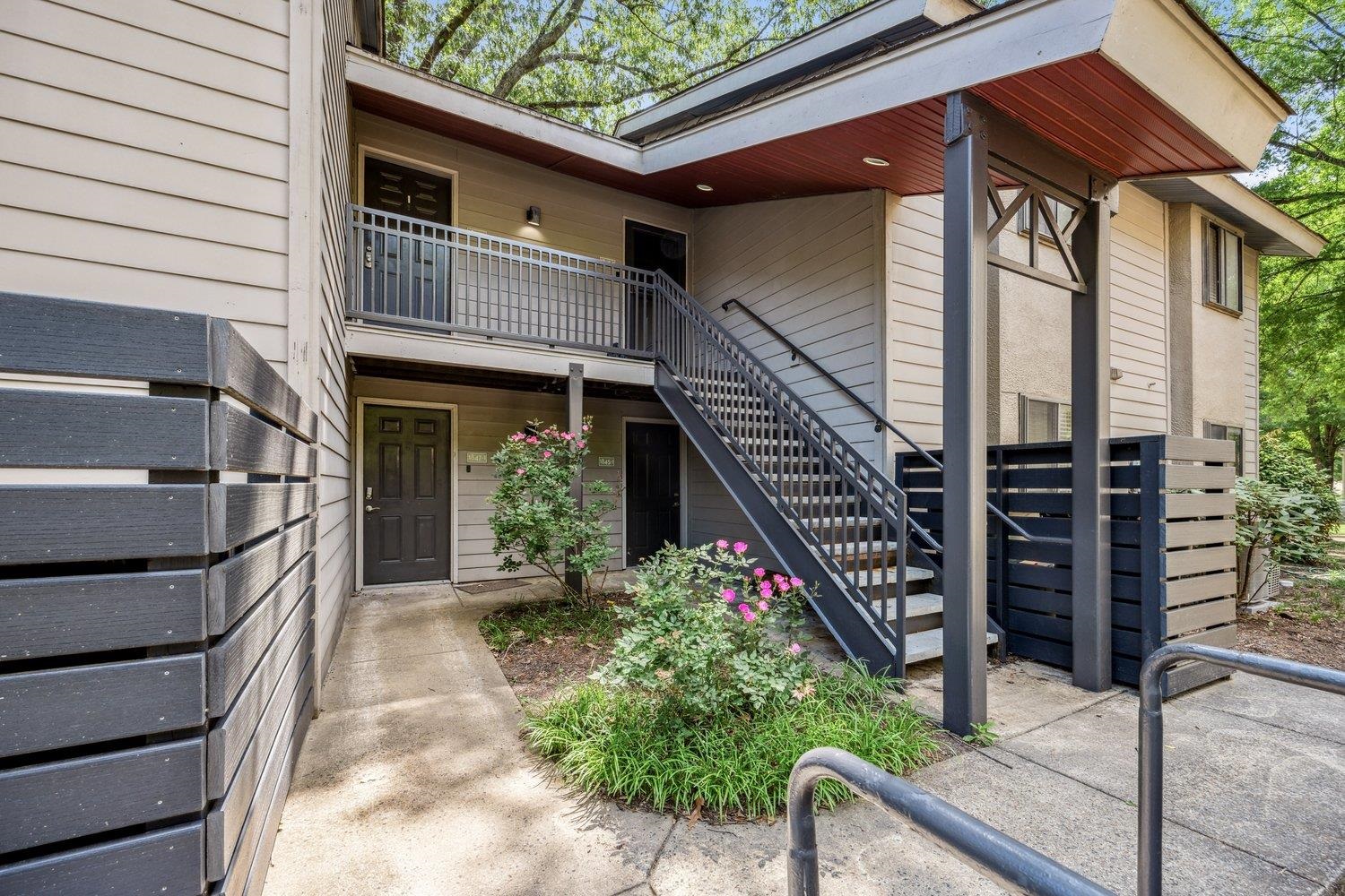 1847 GRAY RIDGE CV Unit: 2