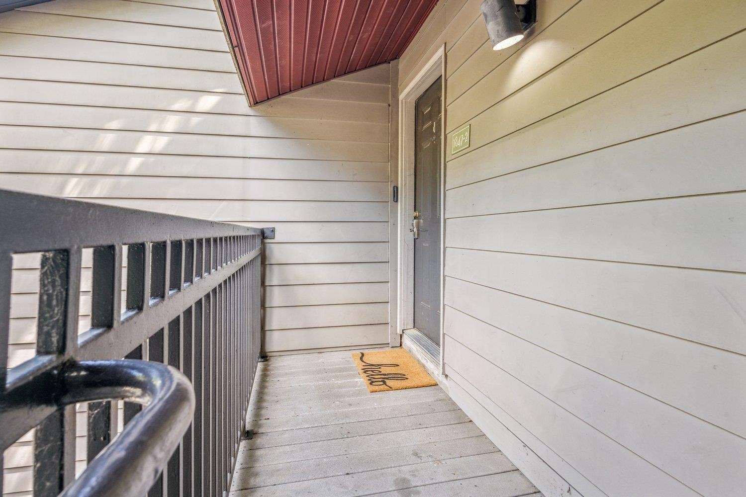 1847 GRAY RIDGE CV Unit: 2