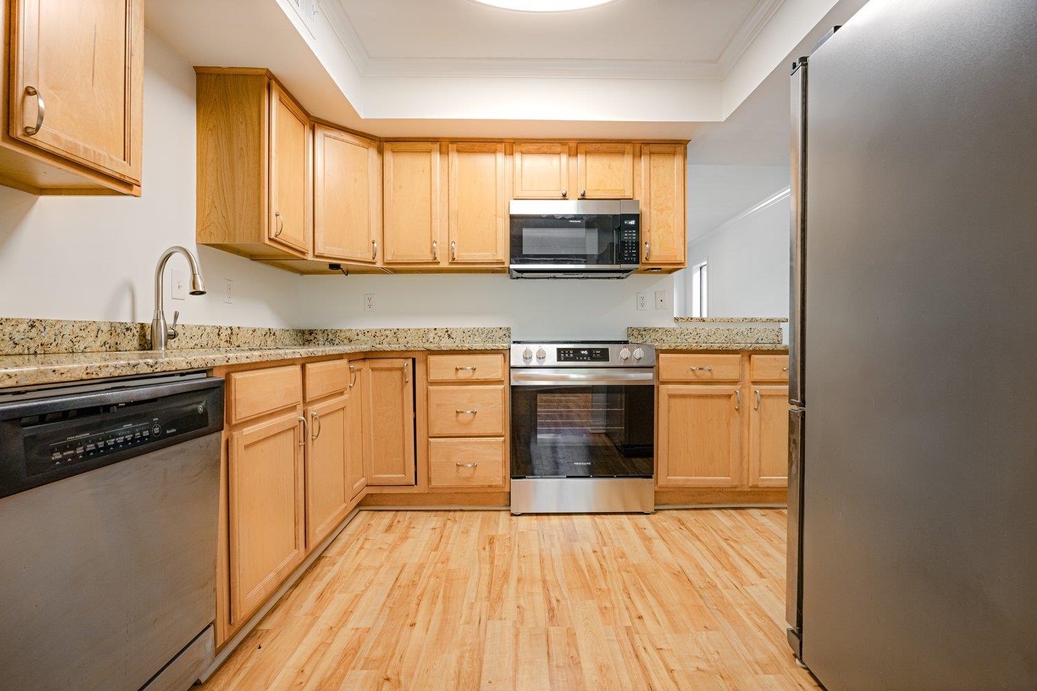 1847 GRAY RIDGE CV Unit: 2