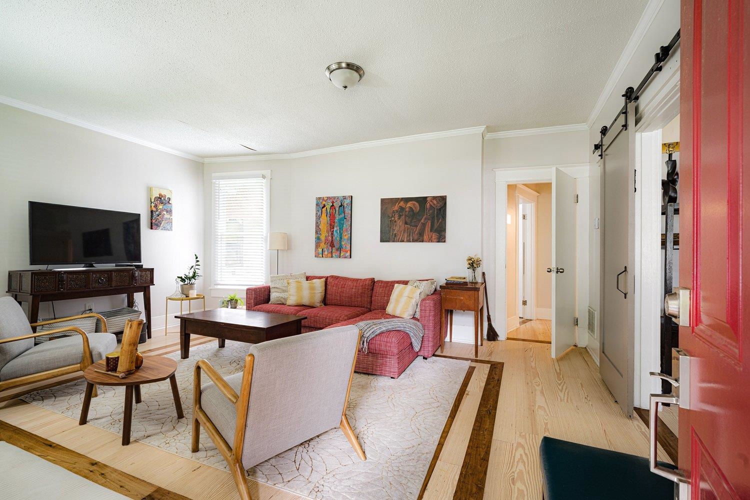 569 LUNDEE PL