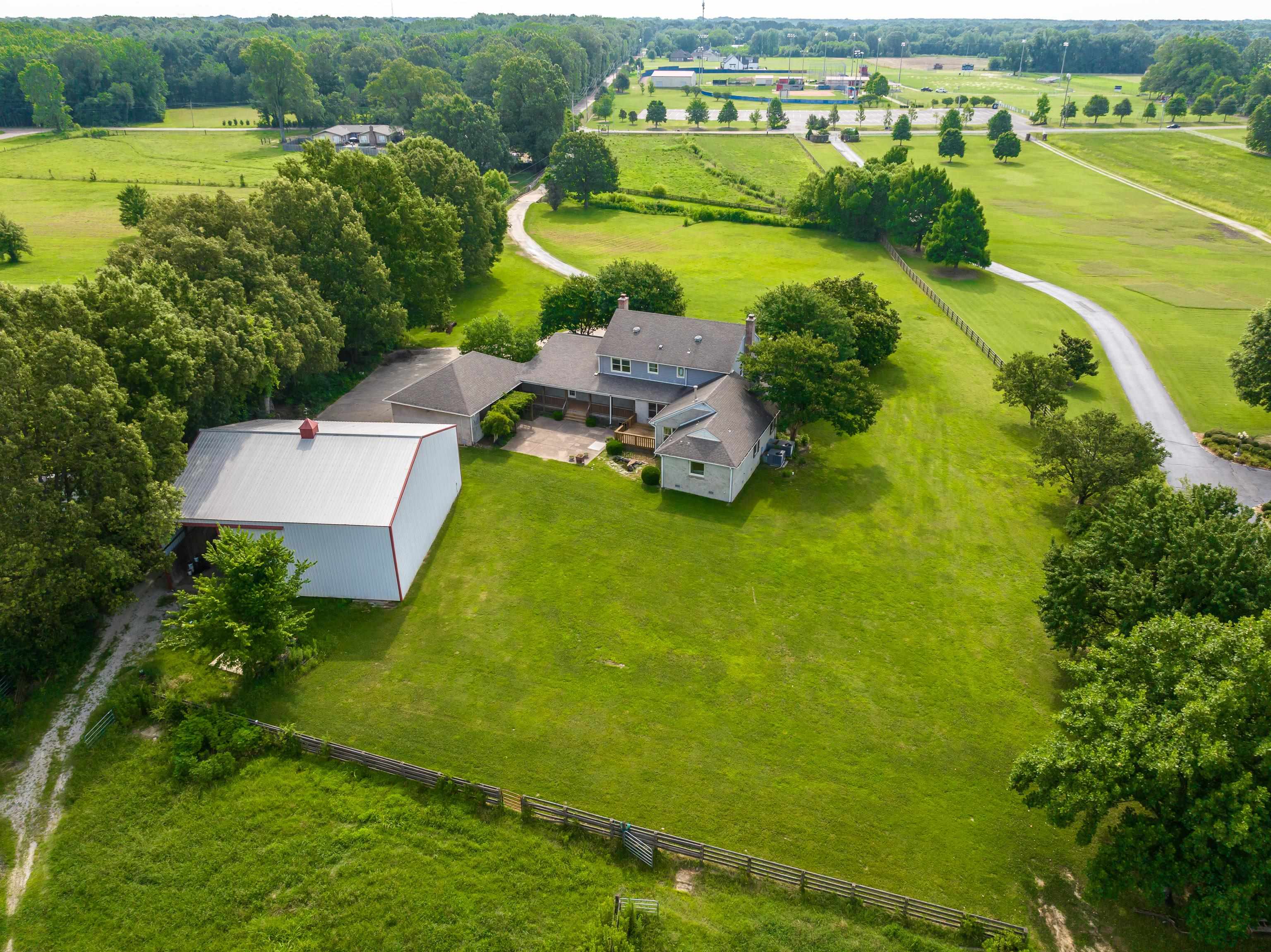 8901 ROSEMARK RD