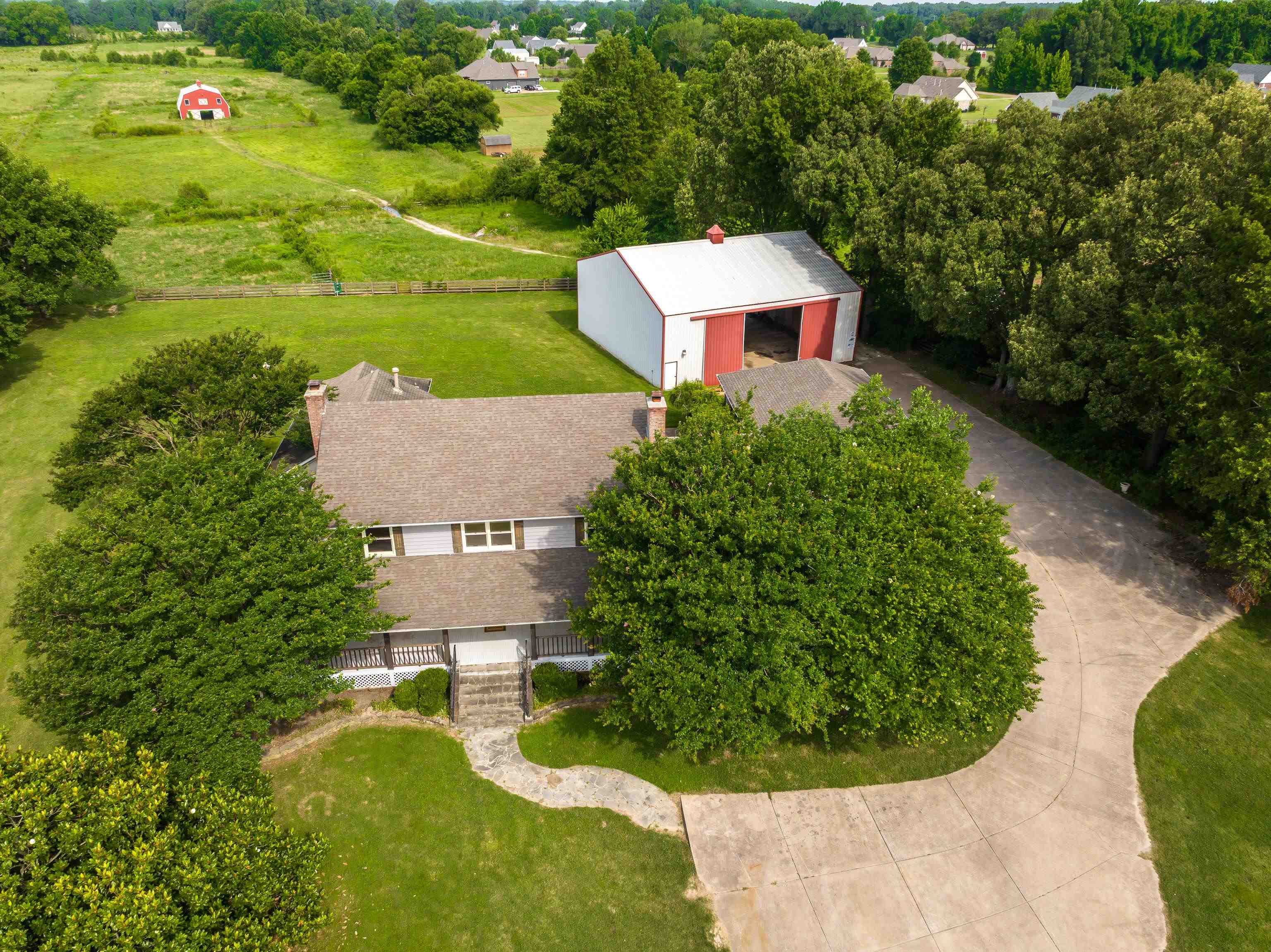 8901 ROSEMARK RD