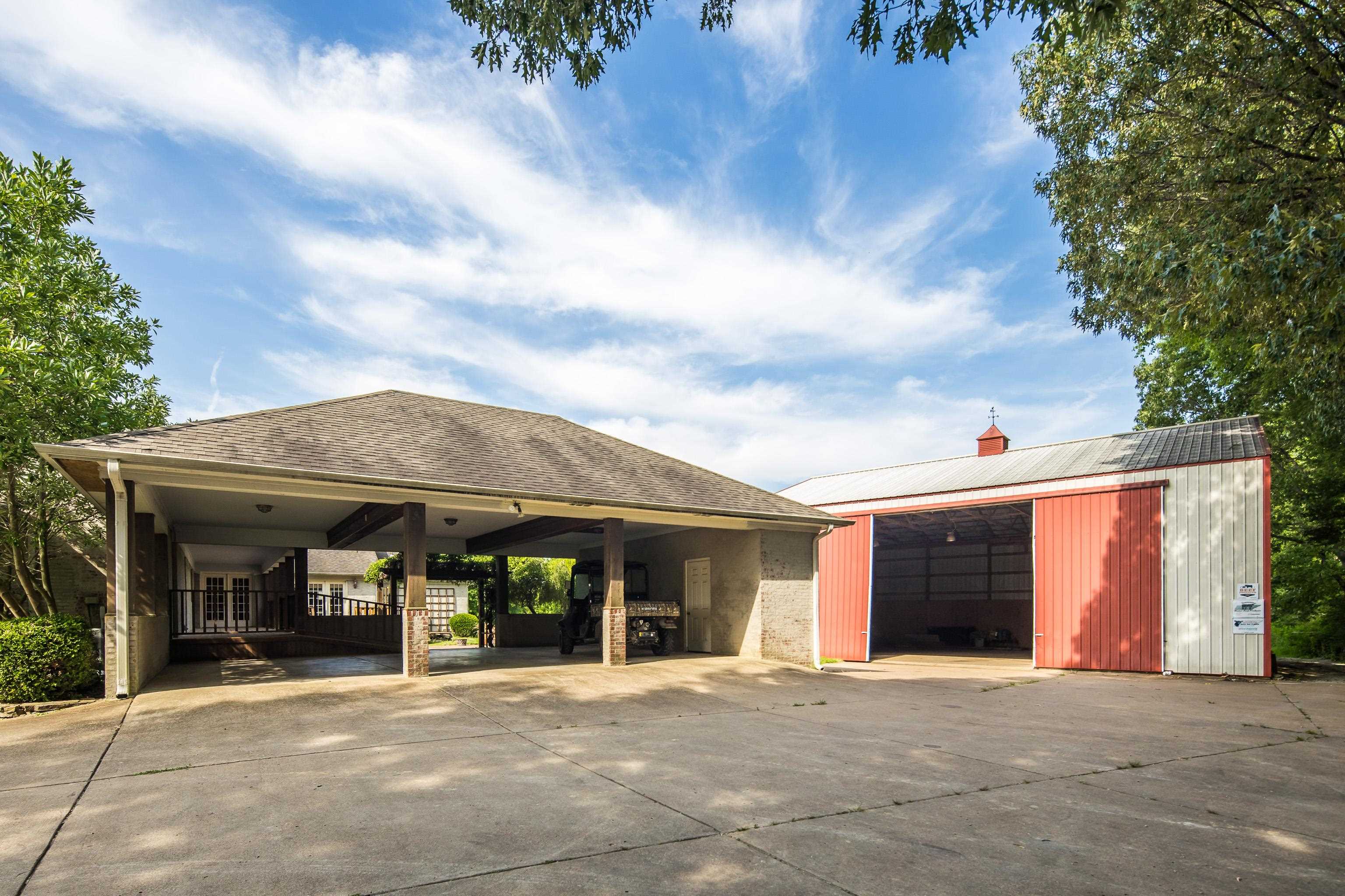 8901 ROSEMARK RD