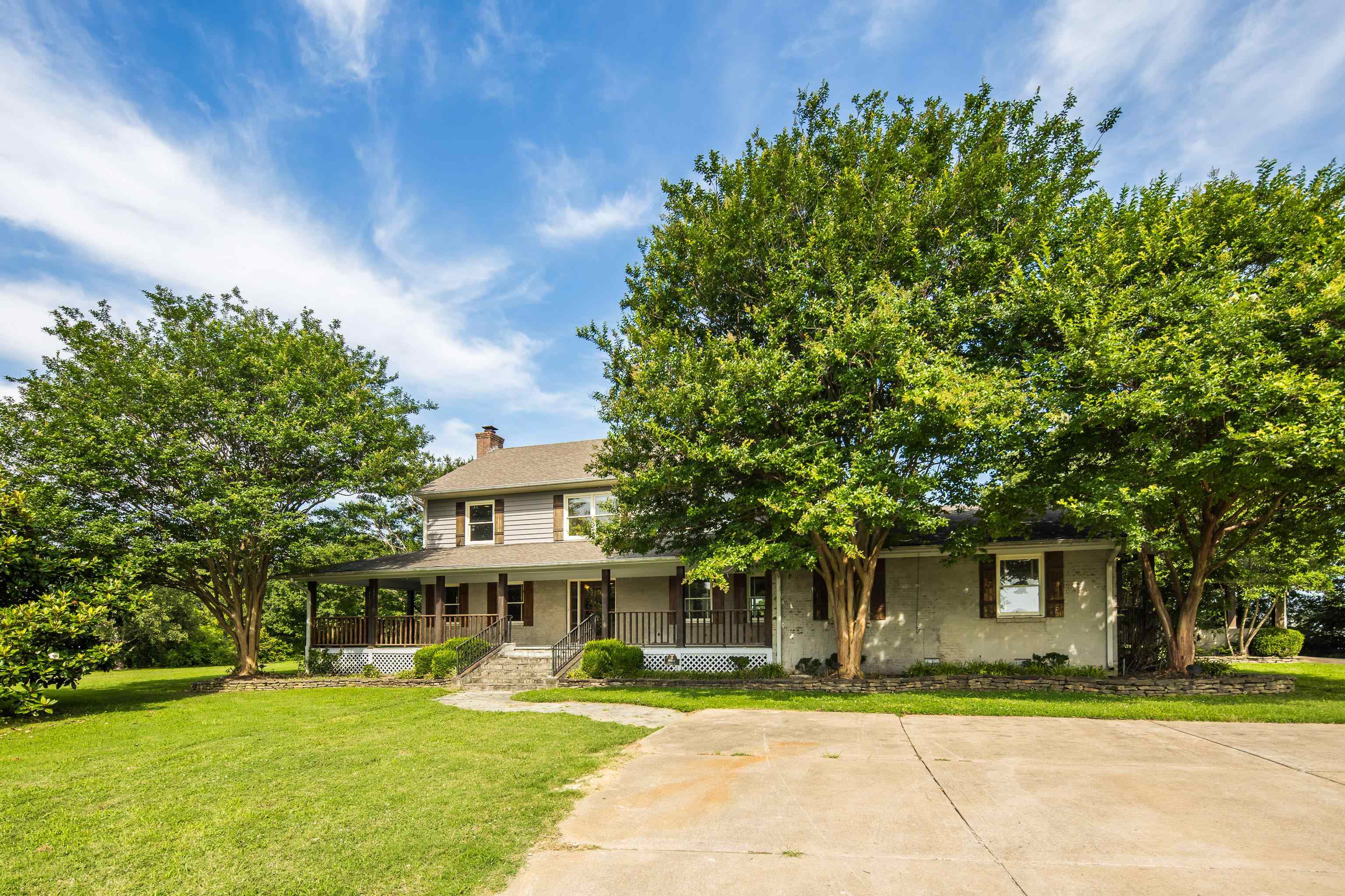 8901 ROSEMARK RD
