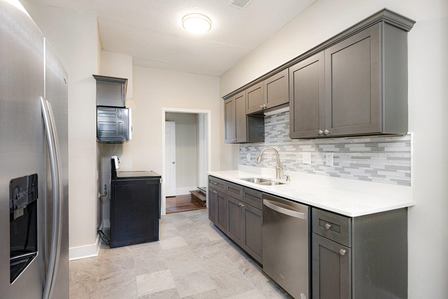 642 BETHEL AVE